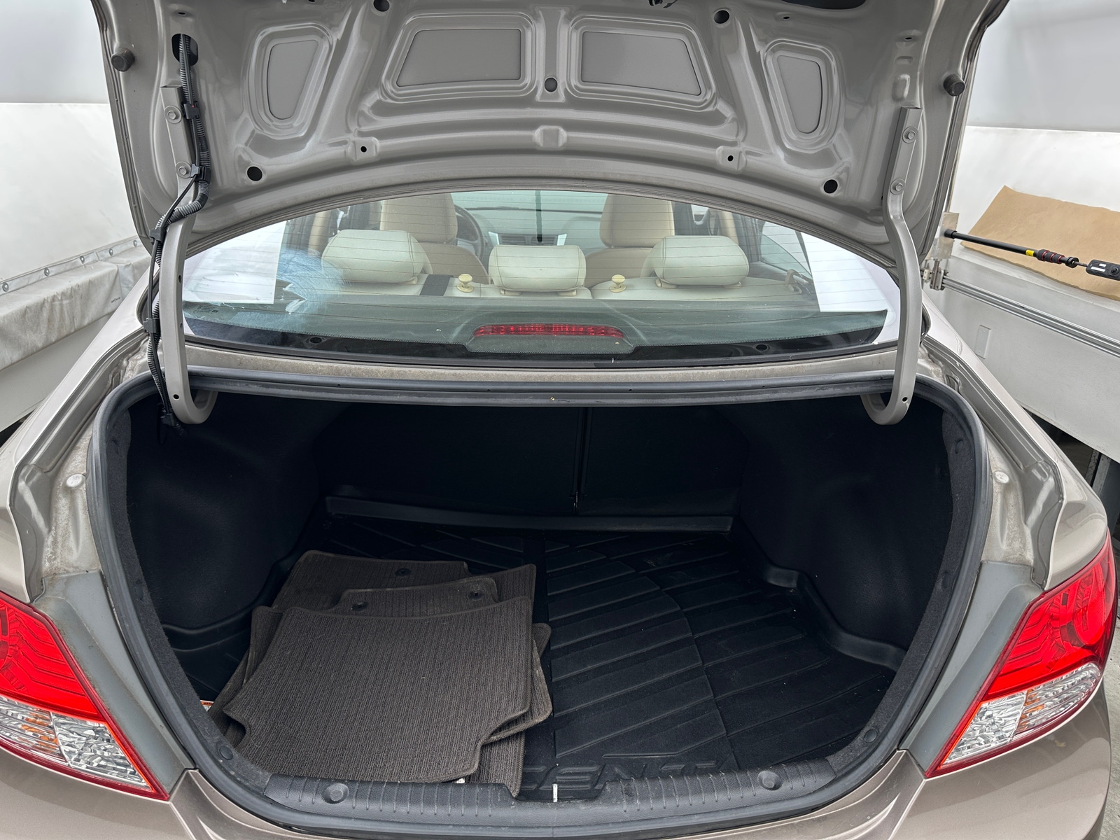 Thumbnail: 2014 Hyundai Accent - 7