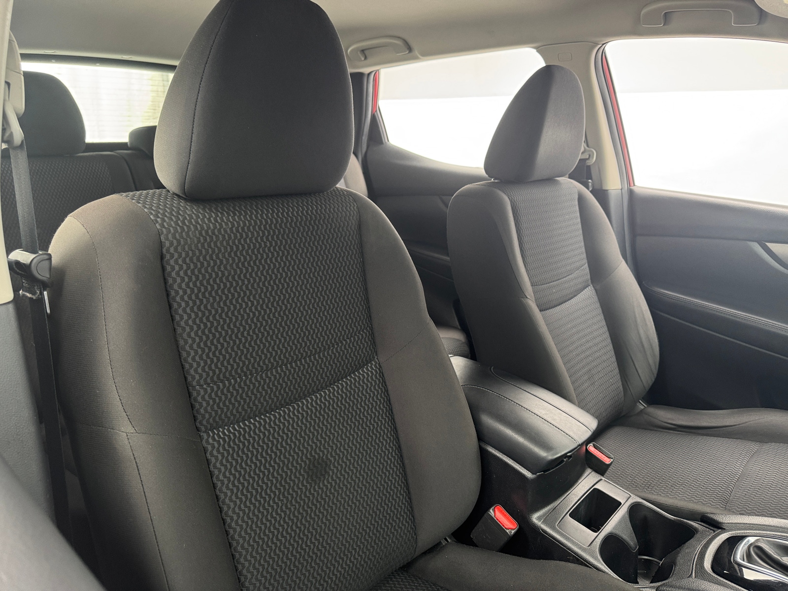 Thumbnail: 2020 Nissan Rogue Sport - 2