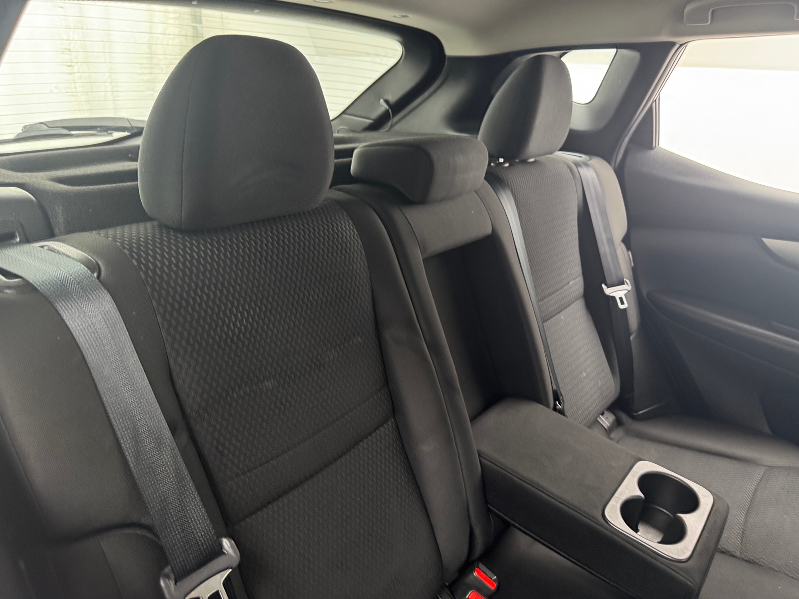 Thumbnail: 2020 Nissan Rogue Sport - 6