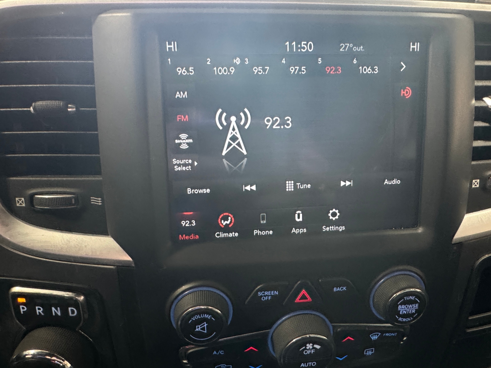 Thumbnail: 2021 RAM 1500 Classic - 4