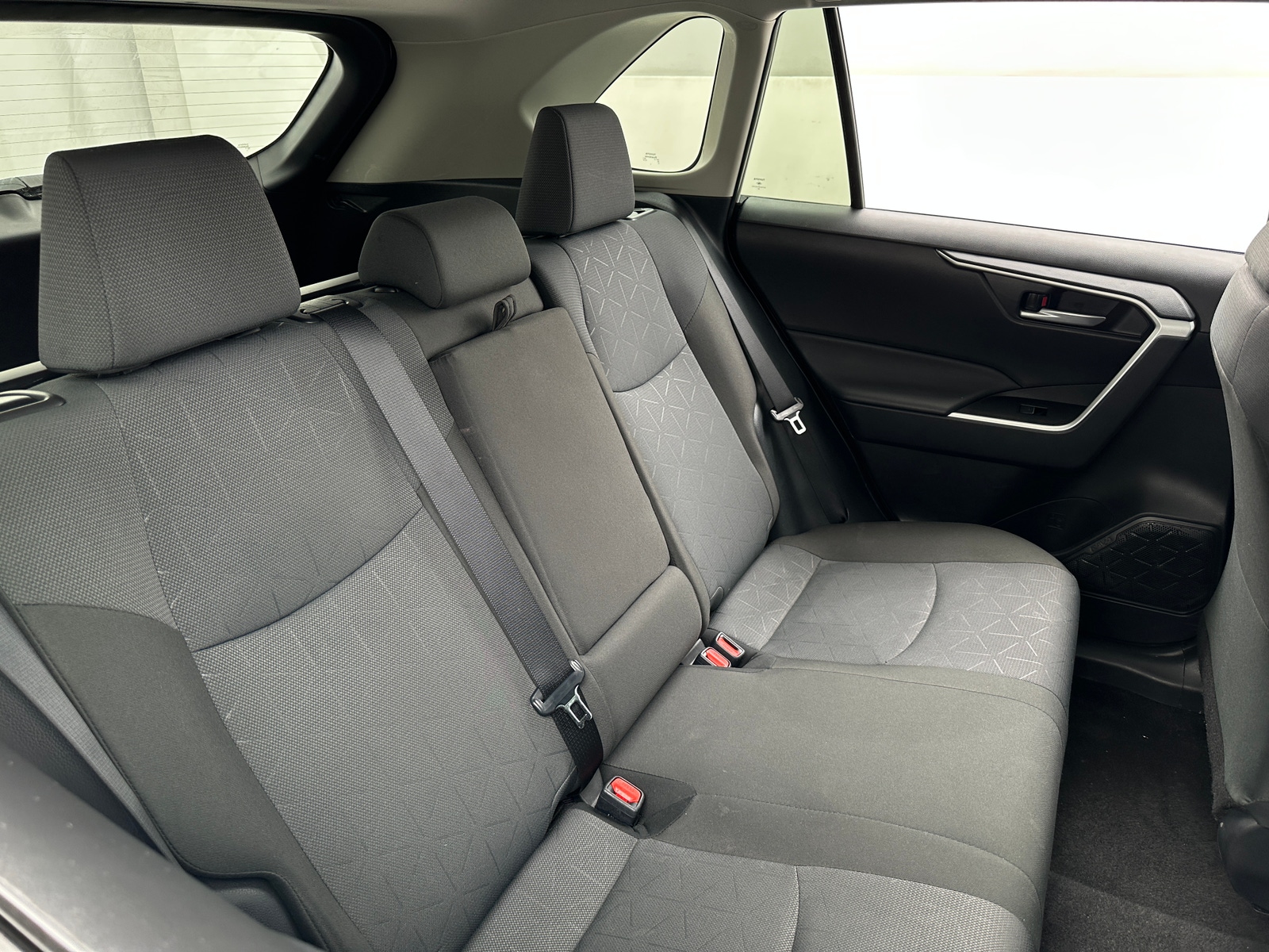 Thumbnail: 2025 Toyota RAV4 - 6