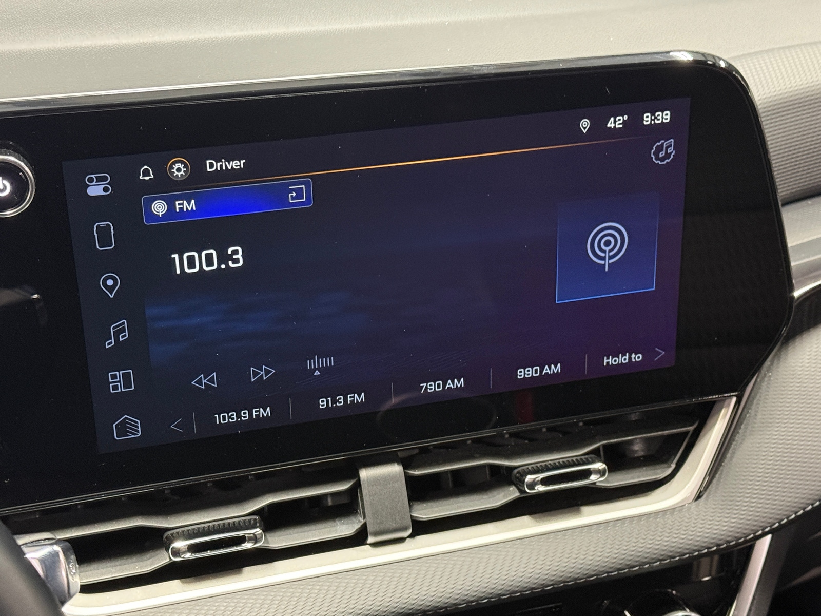 Thumbnail: 2025 Chevrolet Equinox - 4