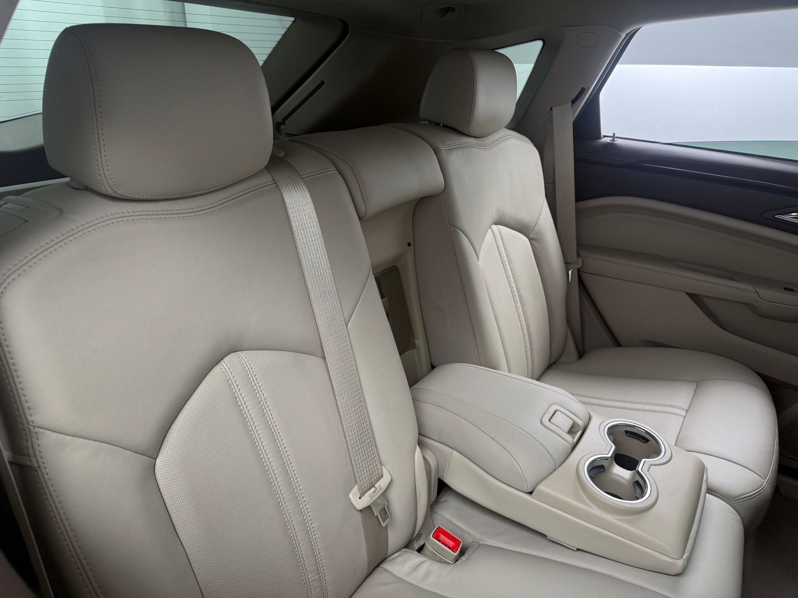 Thumbnail: 2010 Cadillac SRX - 5