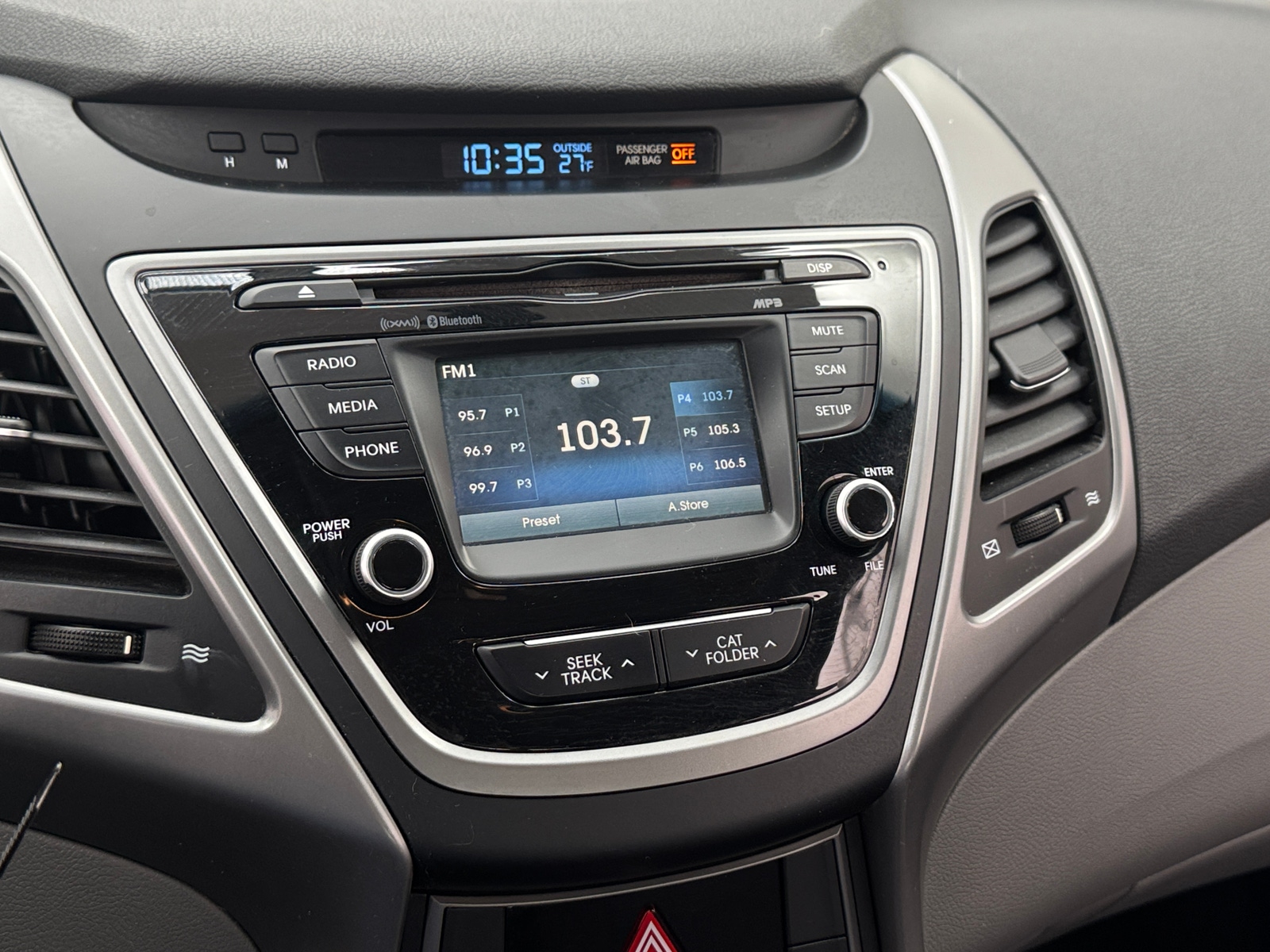 Thumbnail: 2016 Hyundai Elantra - 4