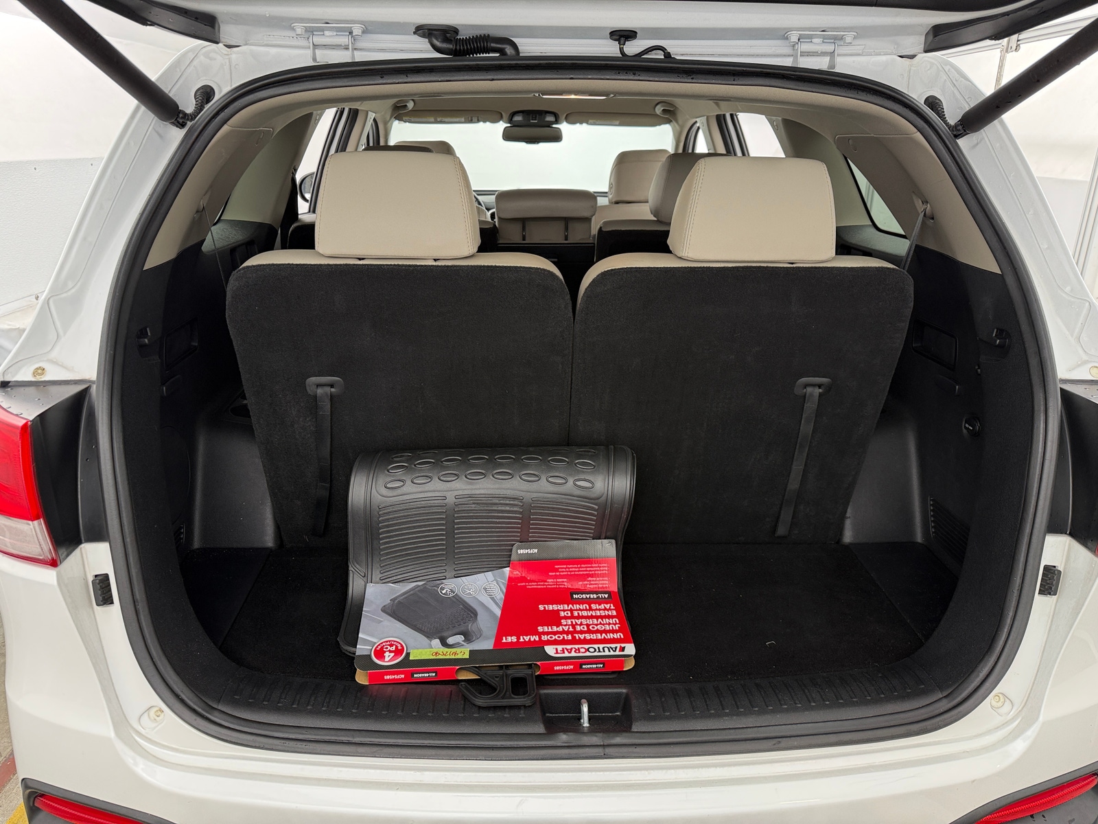 Thumbnail: 2017 Kia Sorento - 6