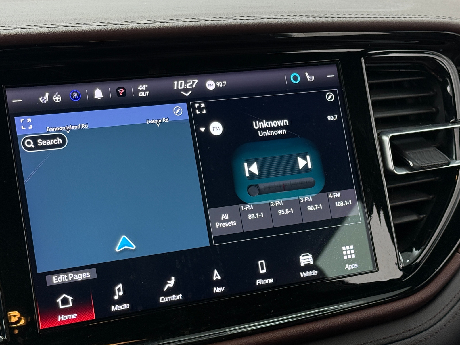 Thumbnail: 2022 Dodge Durango - 3