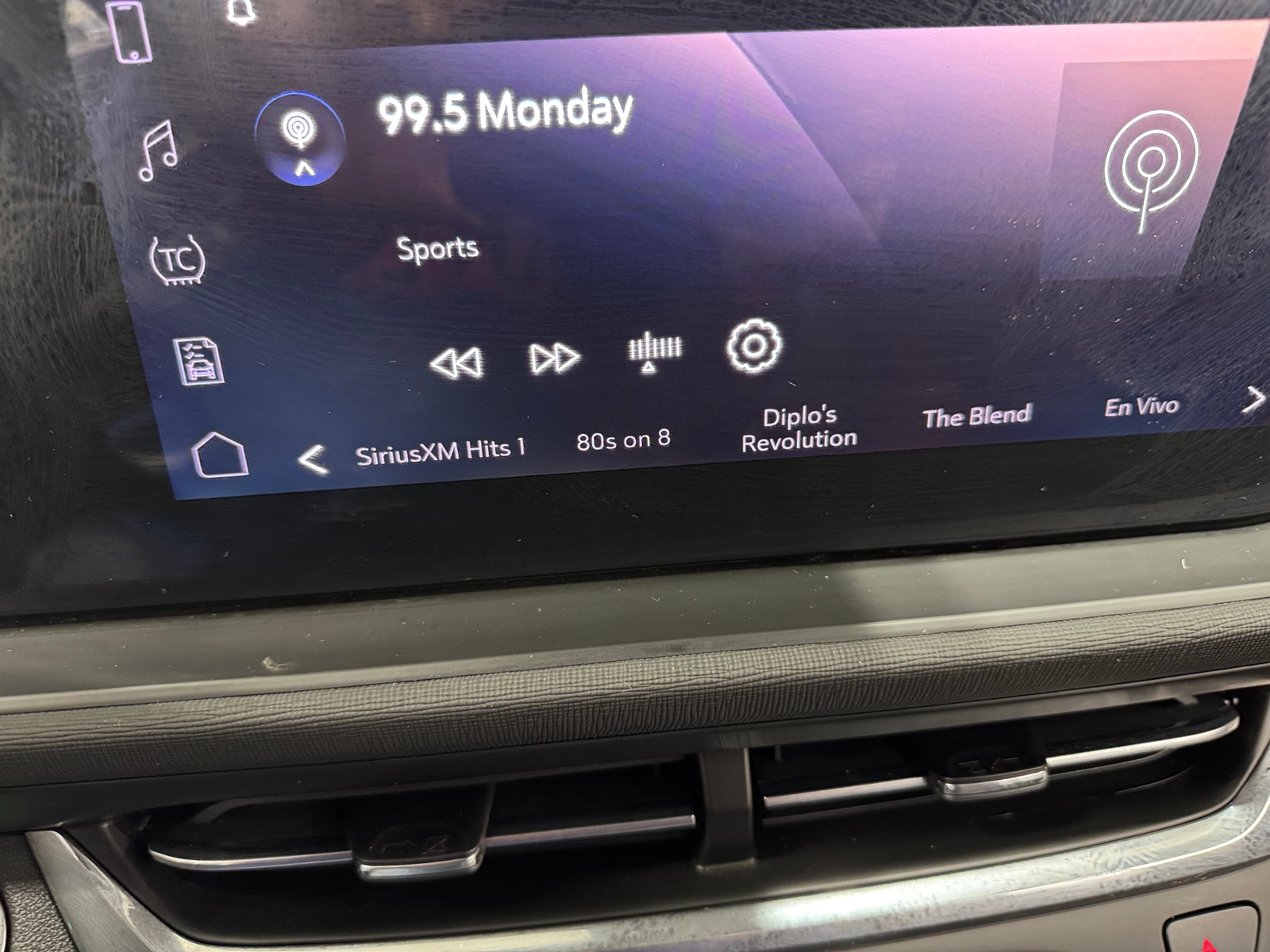 Thumbnail: 2025 Buick Envista - 4