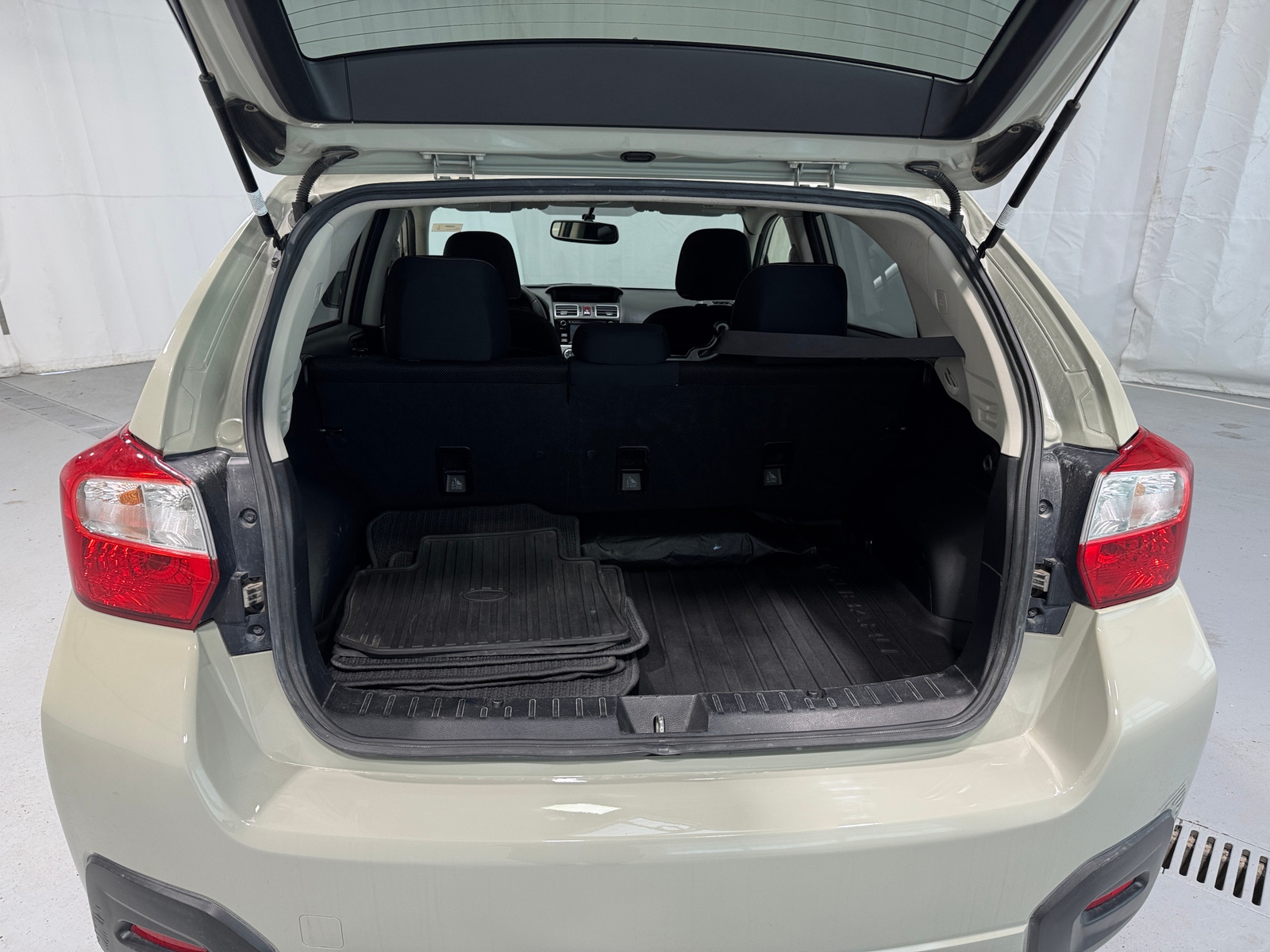 Thumbnail: 2016 Subaru Crosstrek - 7