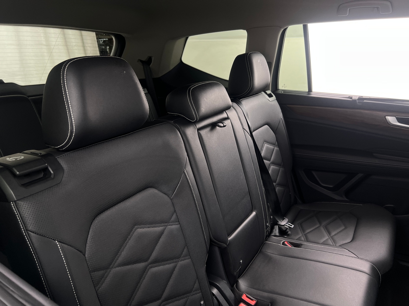 Thumbnail: 2025 Volkswagen Atlas - 5