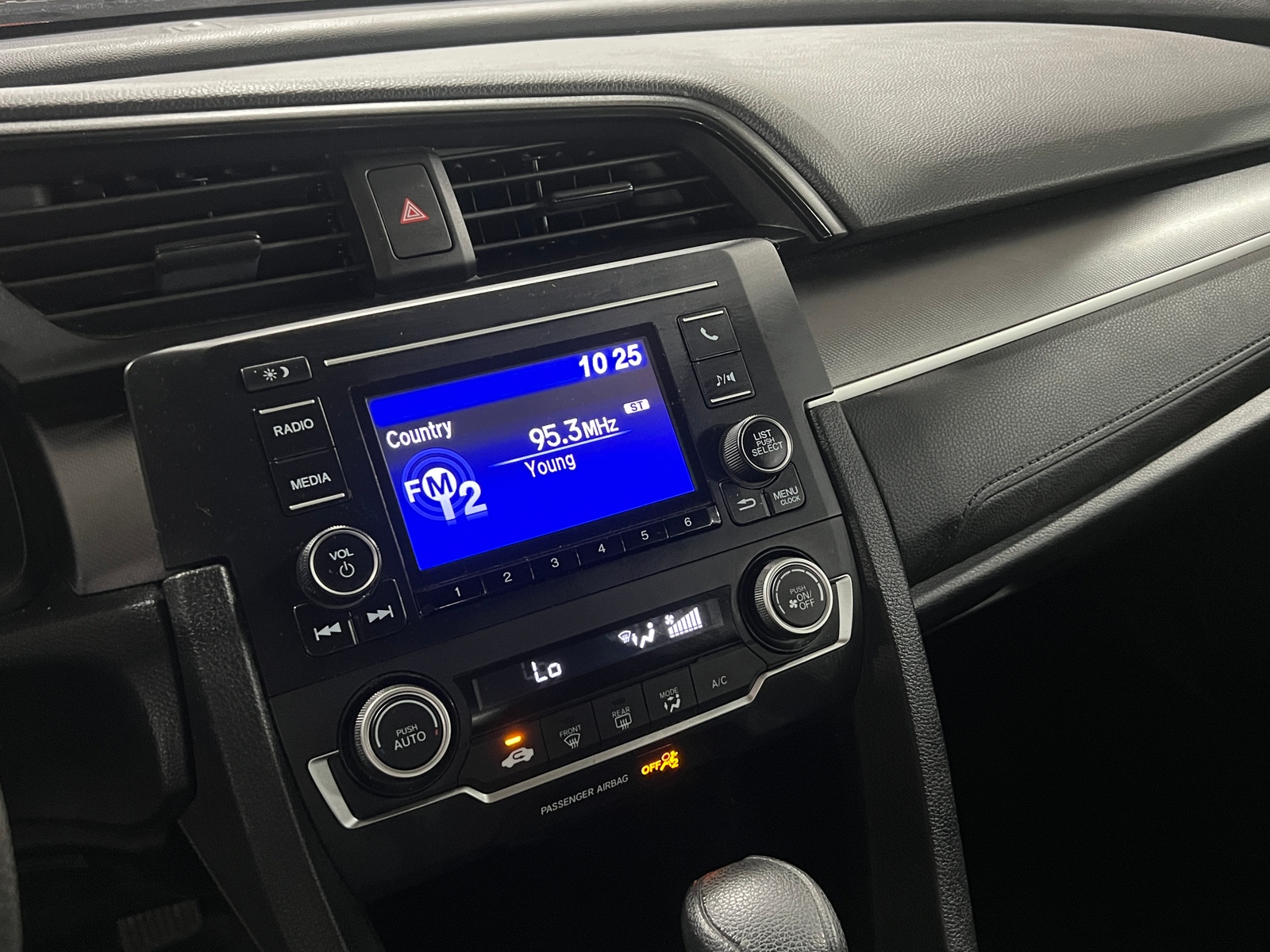 Thumbnail: 2018 Honda Civic - 4