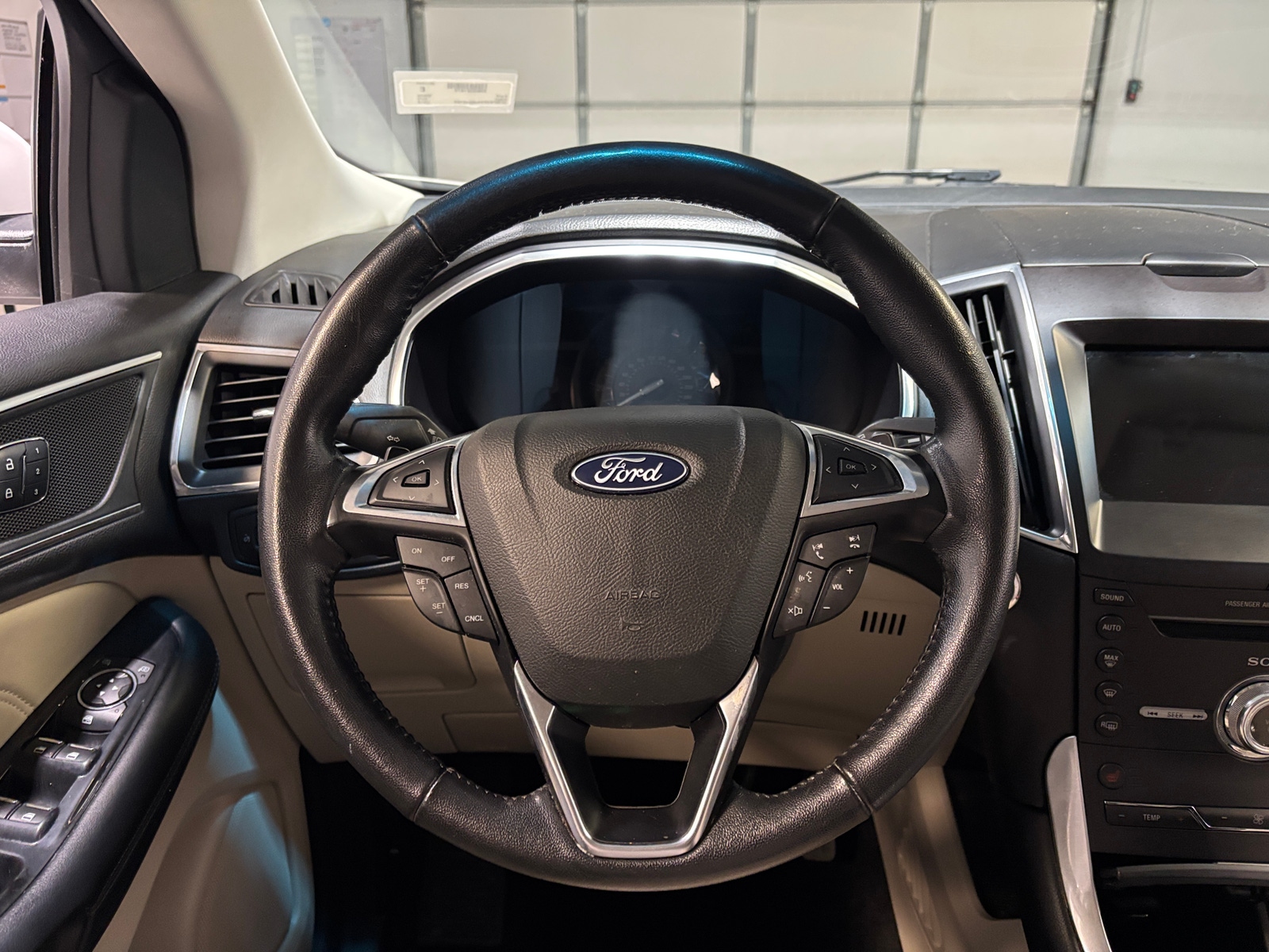 Thumbnail: 2018 Ford Edge - 4