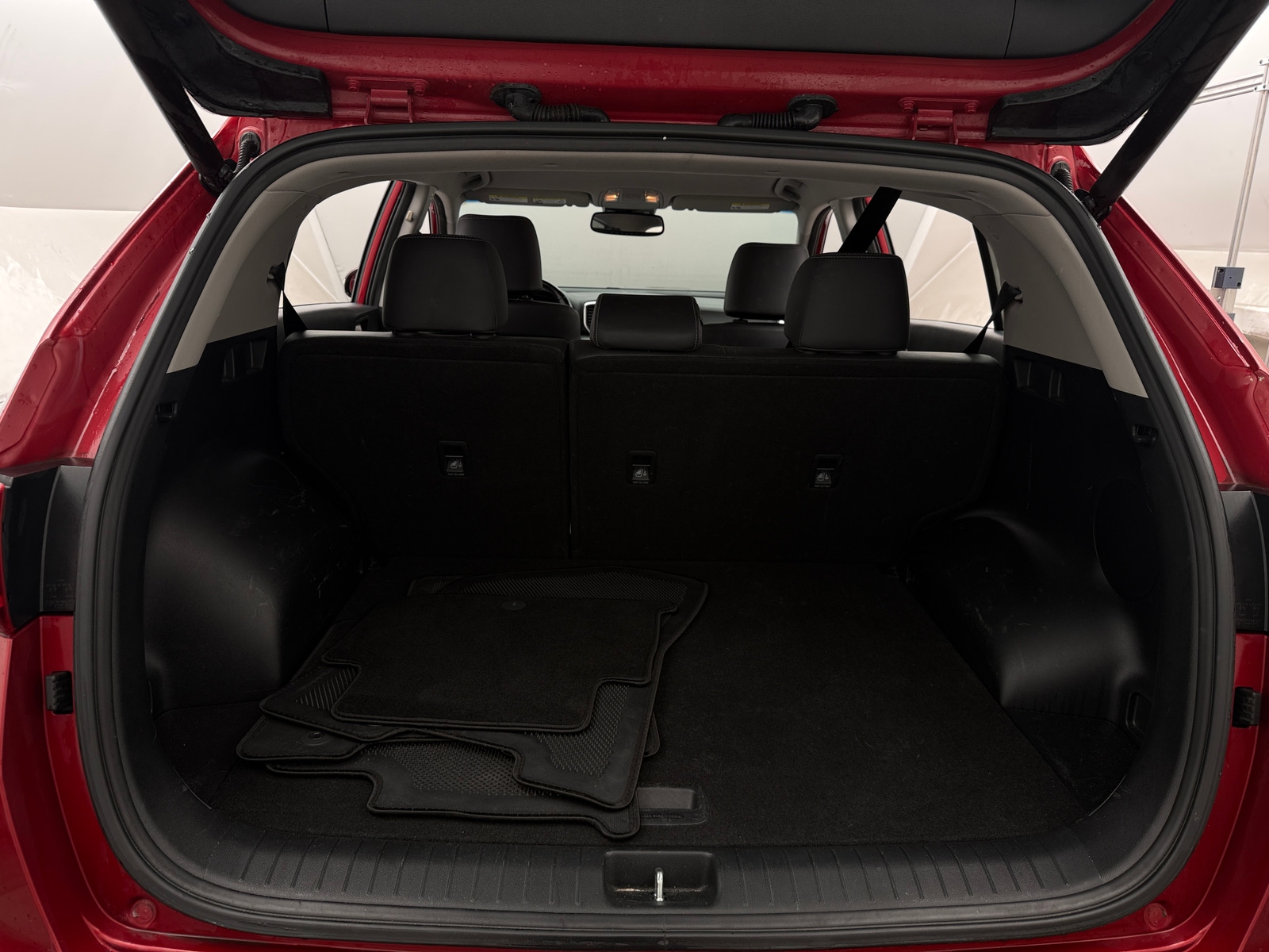 Thumbnail: 2020 Kia Sportage - 6