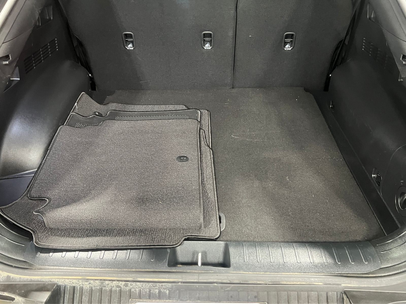 Thumbnail: 2024 Kia EV6 - 7