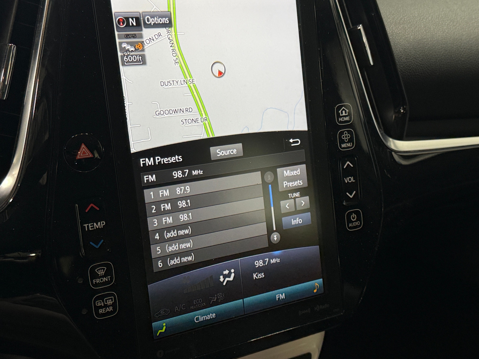 Thumbnail: 2018 Toyota Prius Prime - 3