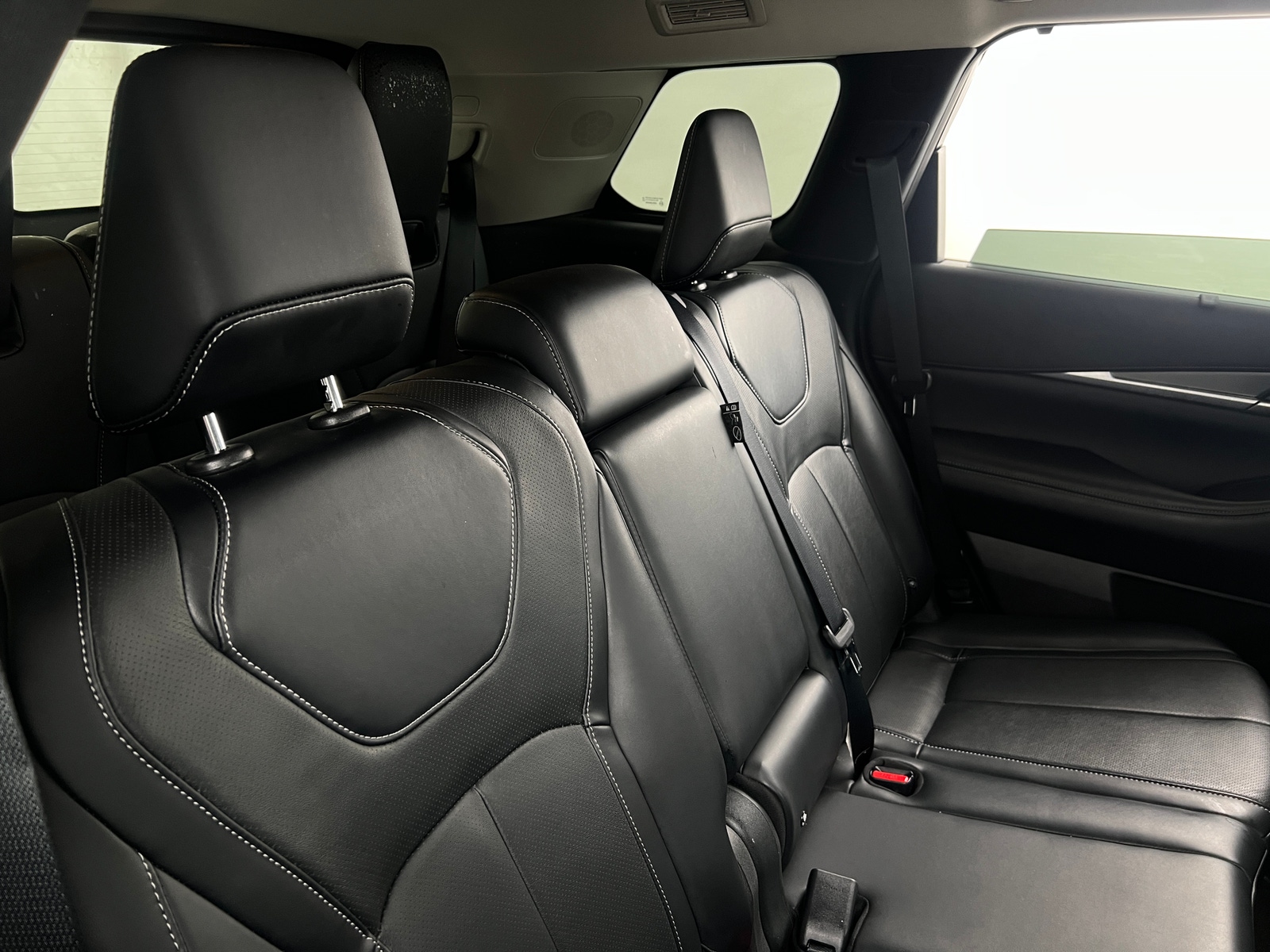 Thumbnail: 2023 INFINITI QX60 - 5