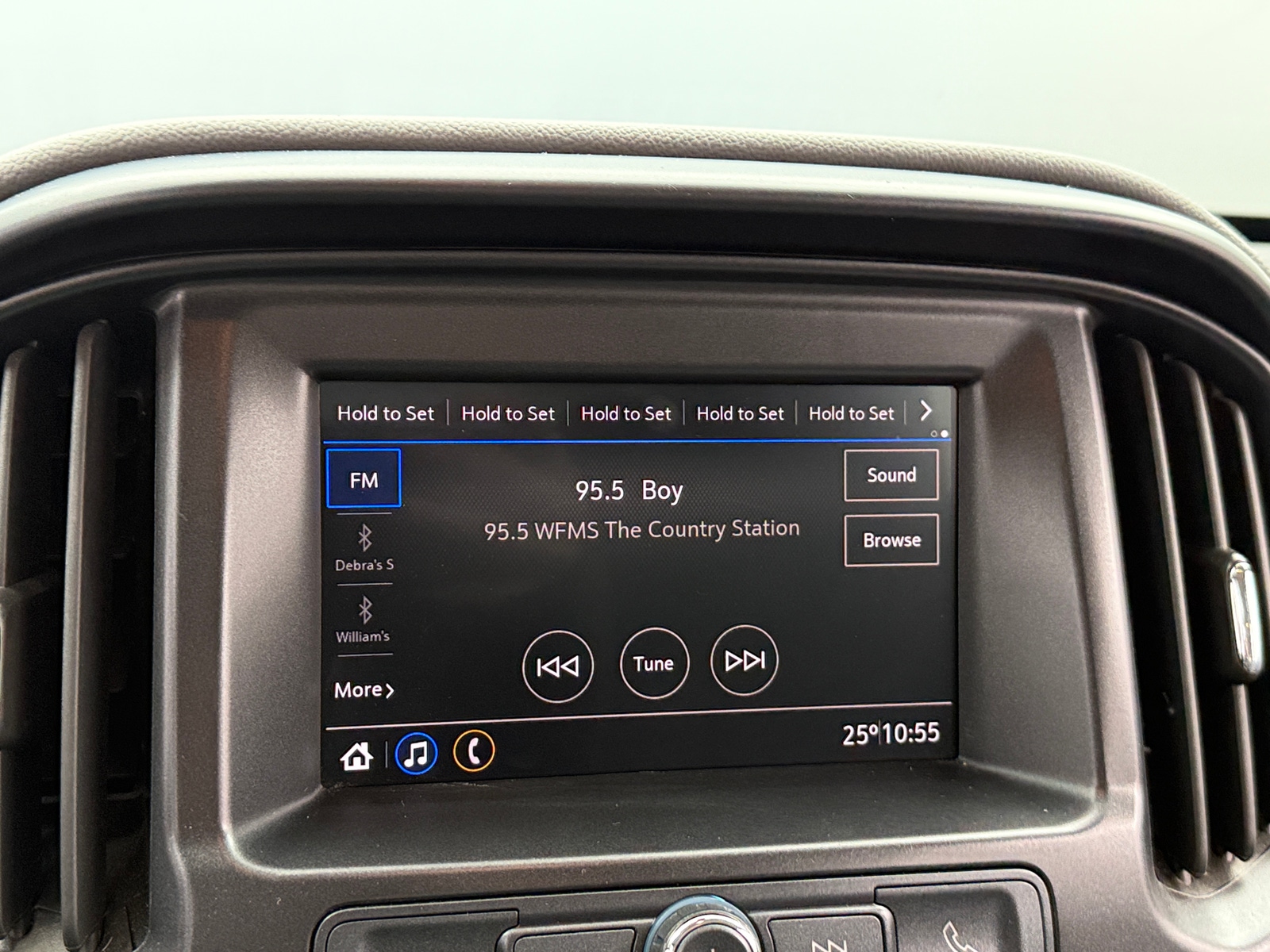 Thumbnail: 2020 Chevrolet Colorado - 4