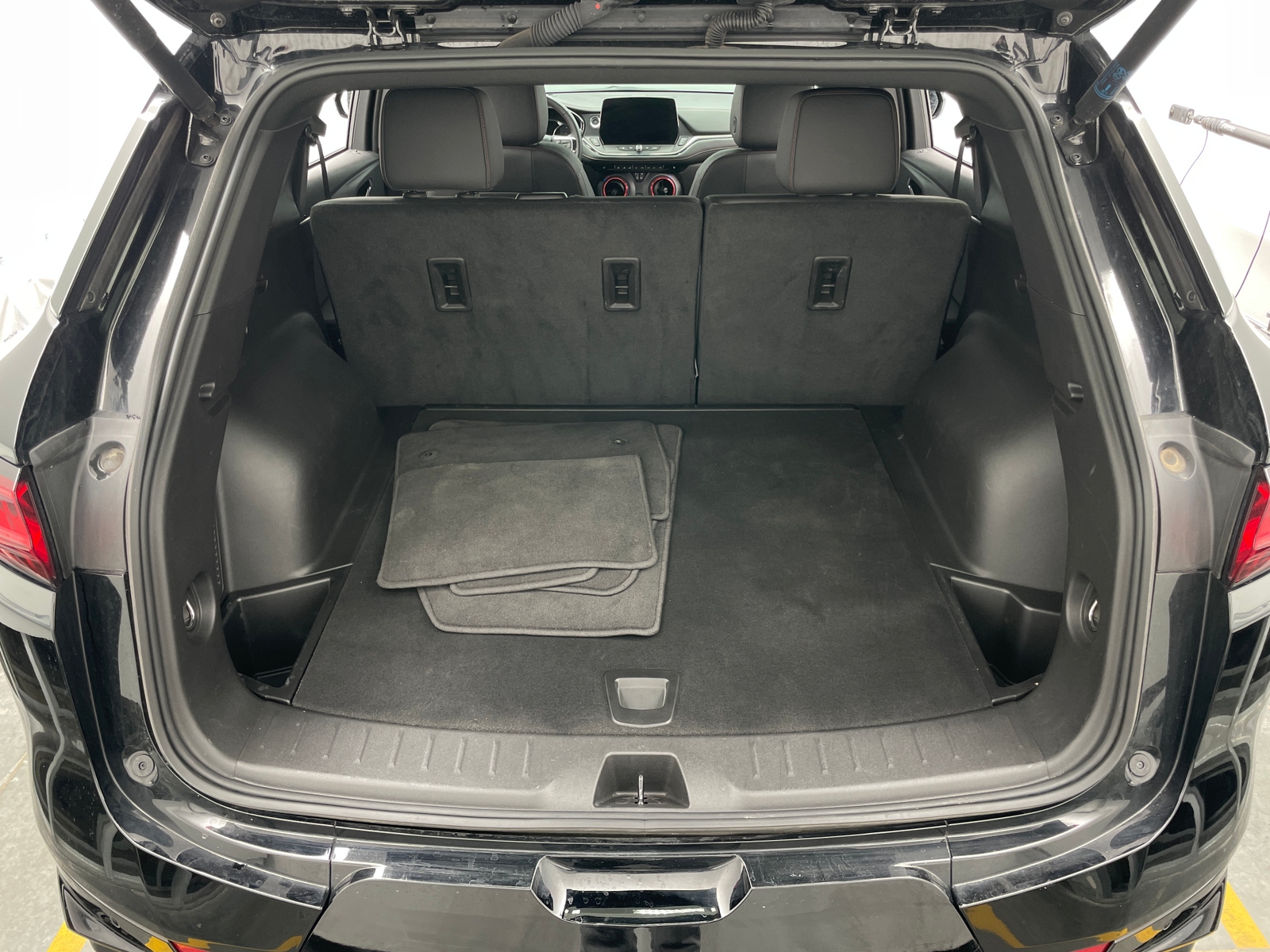 Thumbnail: 2025 Chevrolet Blazer - 6