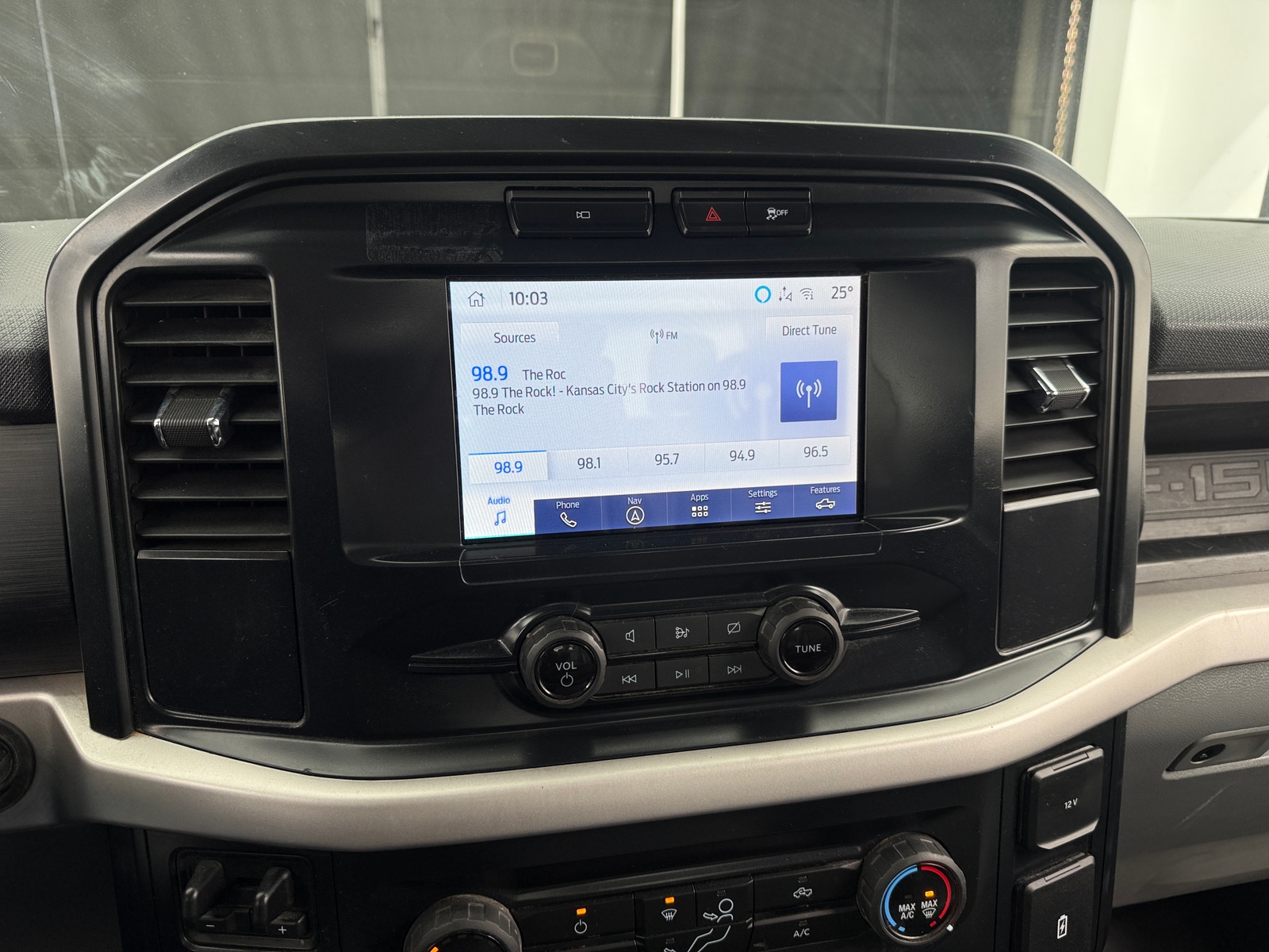 Thumbnail: 2023 Ford Econoline - 3