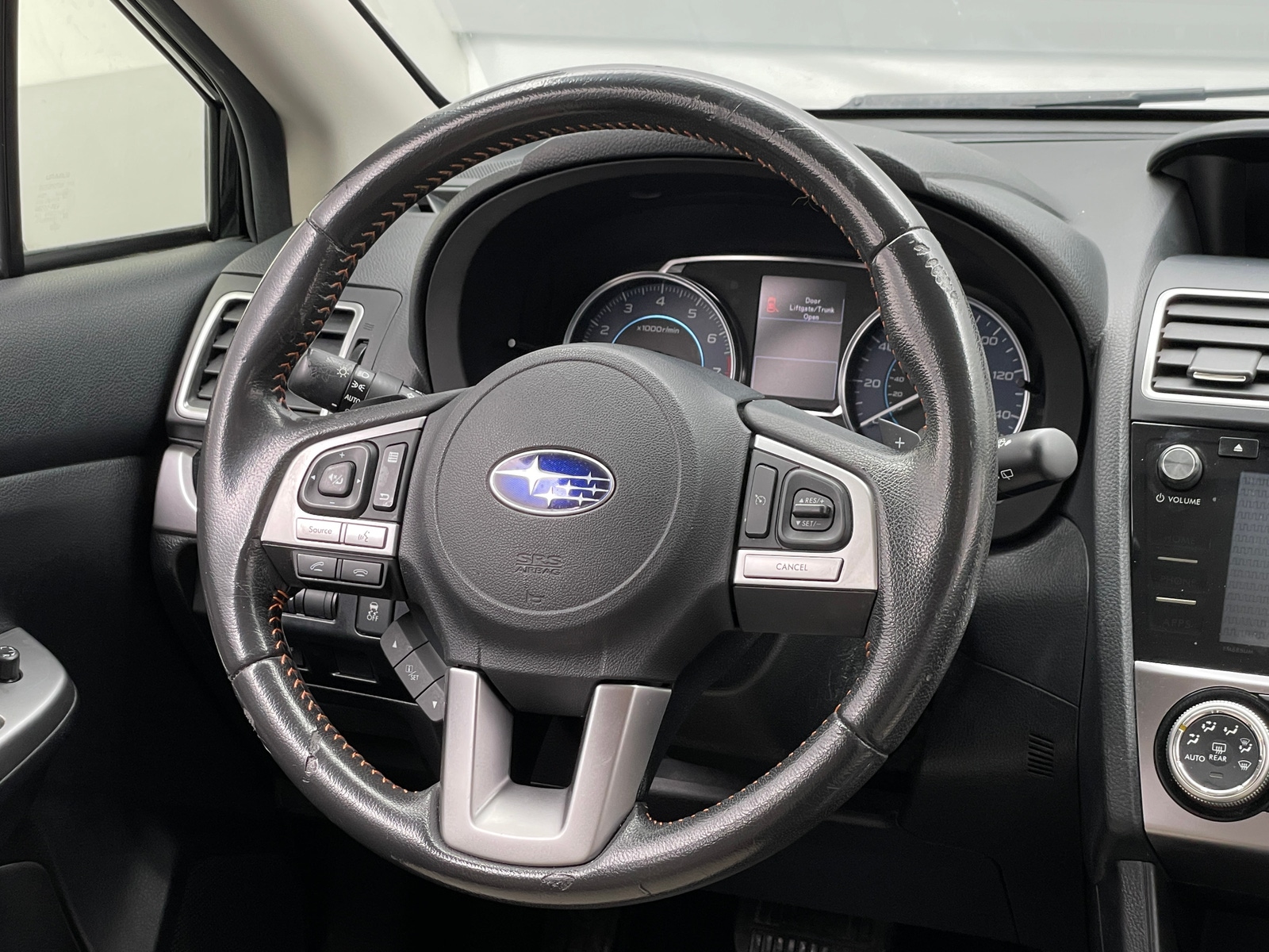 Thumbnail: 2017 Subaru Crosstrek - 4