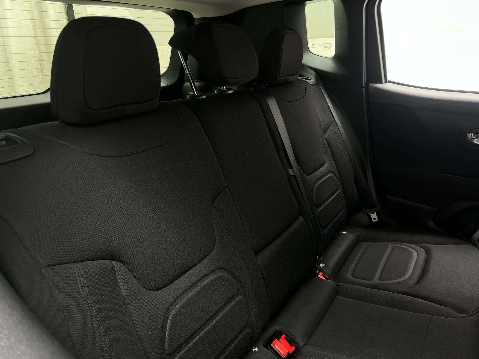 Thumbnail: 2019 Jeep Renegade - 6