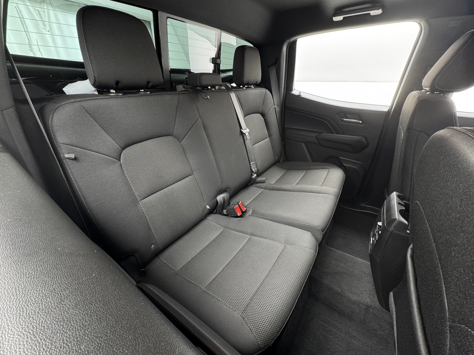 Thumbnail: 2024 Chevrolet Colorado - 6