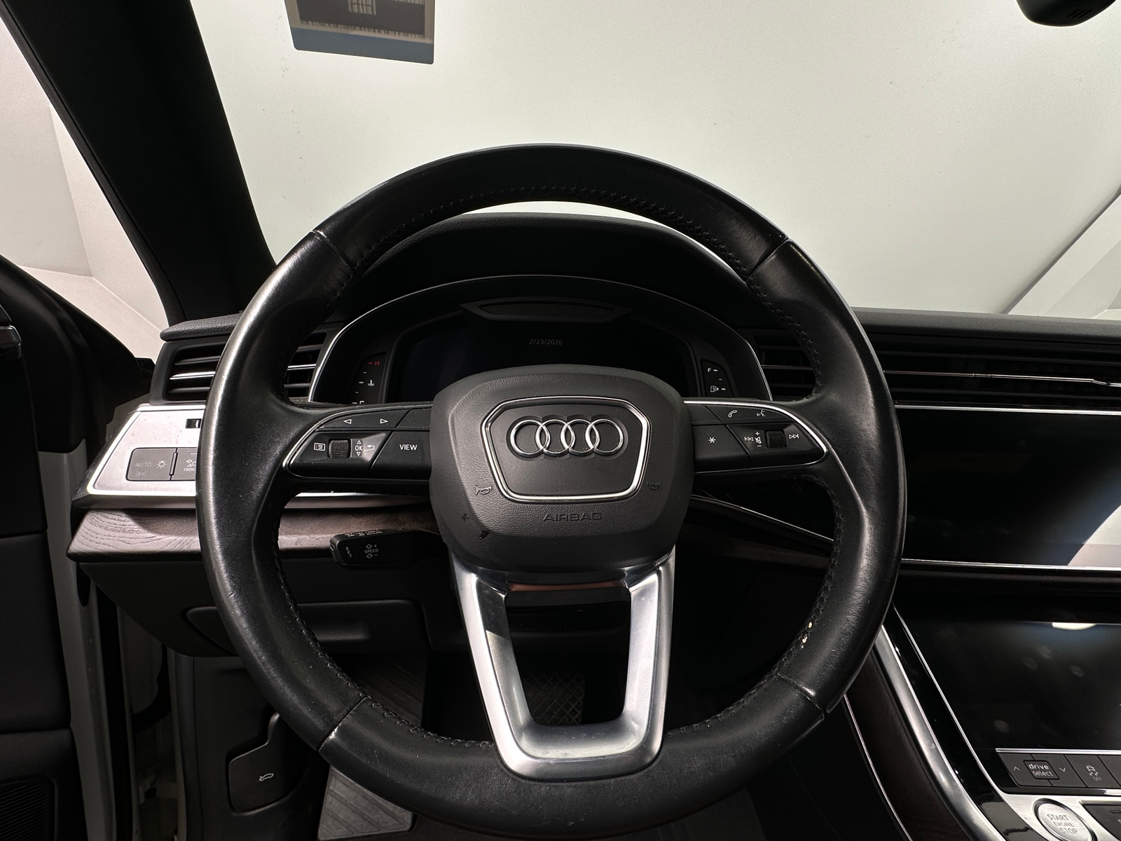 Thumbnail: 2020 Audi Q8 - 4