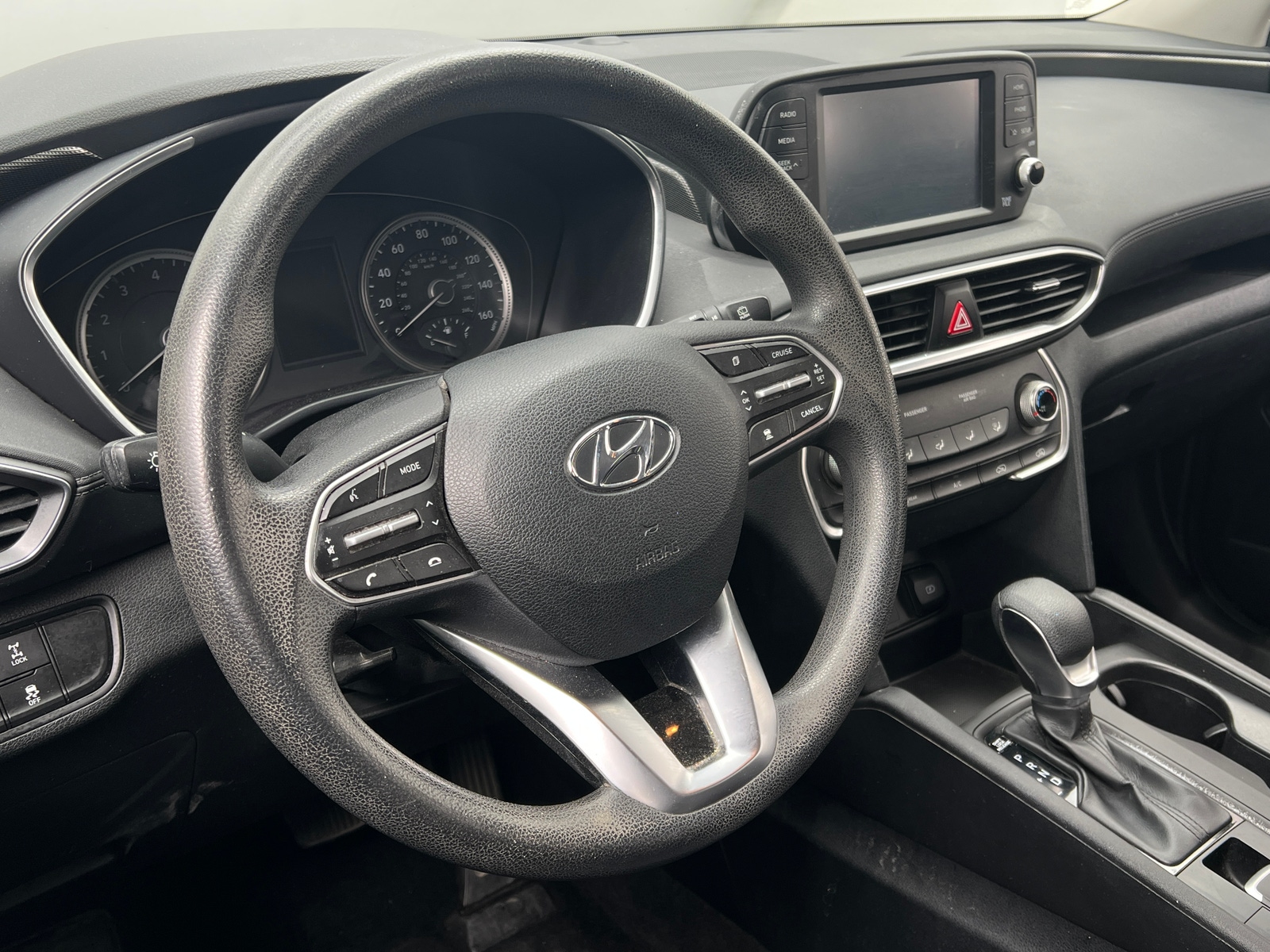 Thumbnail: 2019 Hyundai Santa Fe - 5