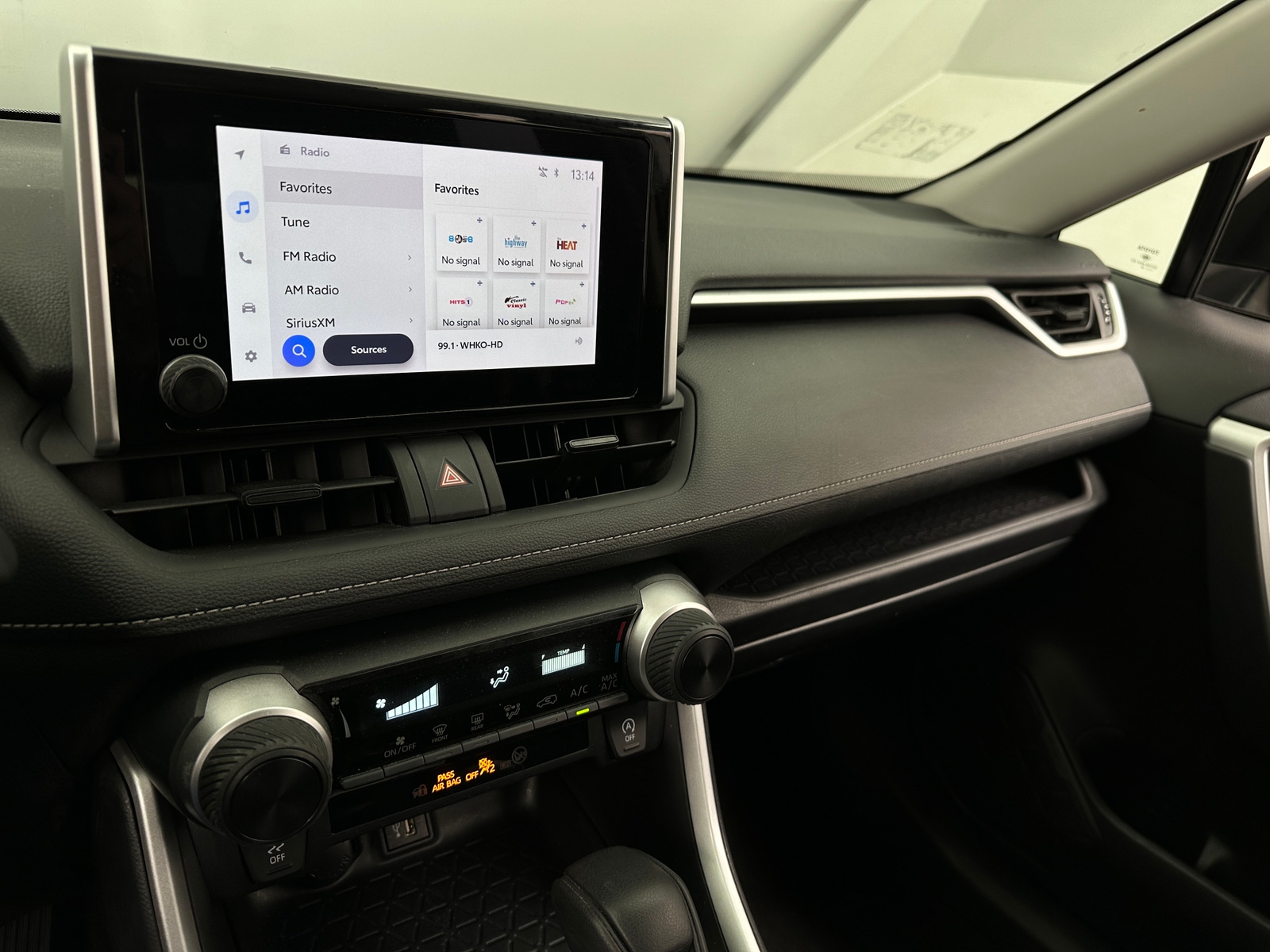 Thumbnail: 2024 Toyota RAV4 - 4