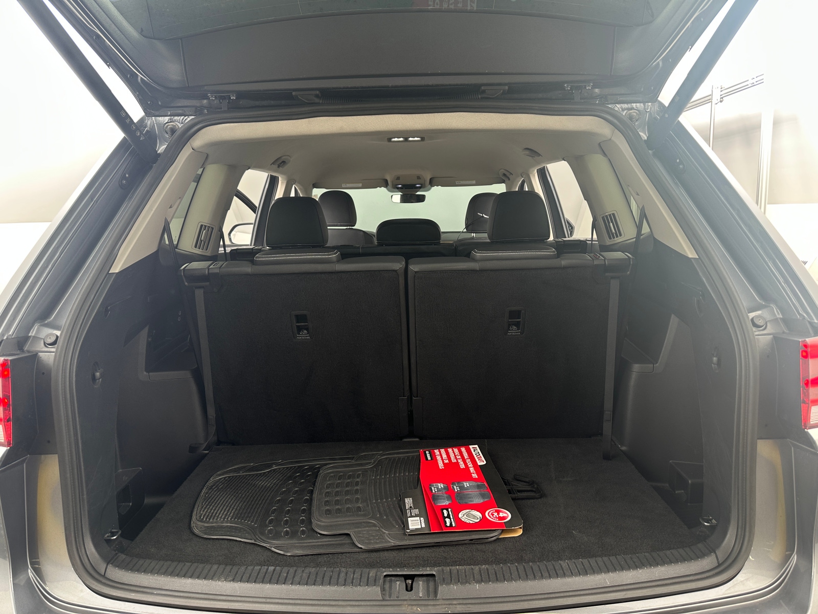 Thumbnail: 2025 Volkswagen Atlas - 6