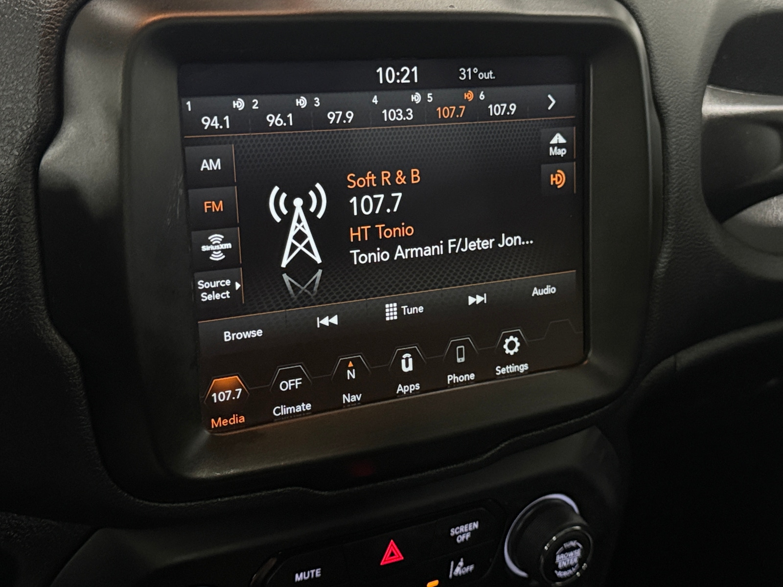 Thumbnail: 2023 Jeep Renegade - 4