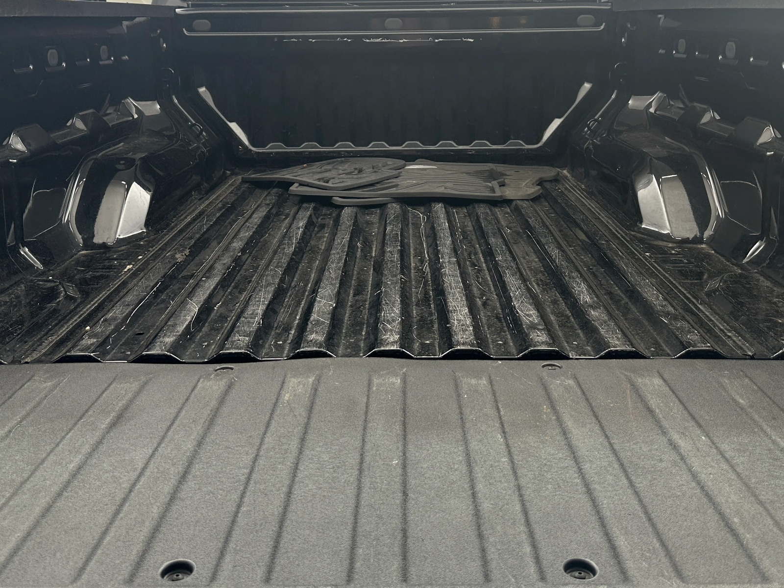 Thumbnail: 2024 Chevrolet Colorado - 7