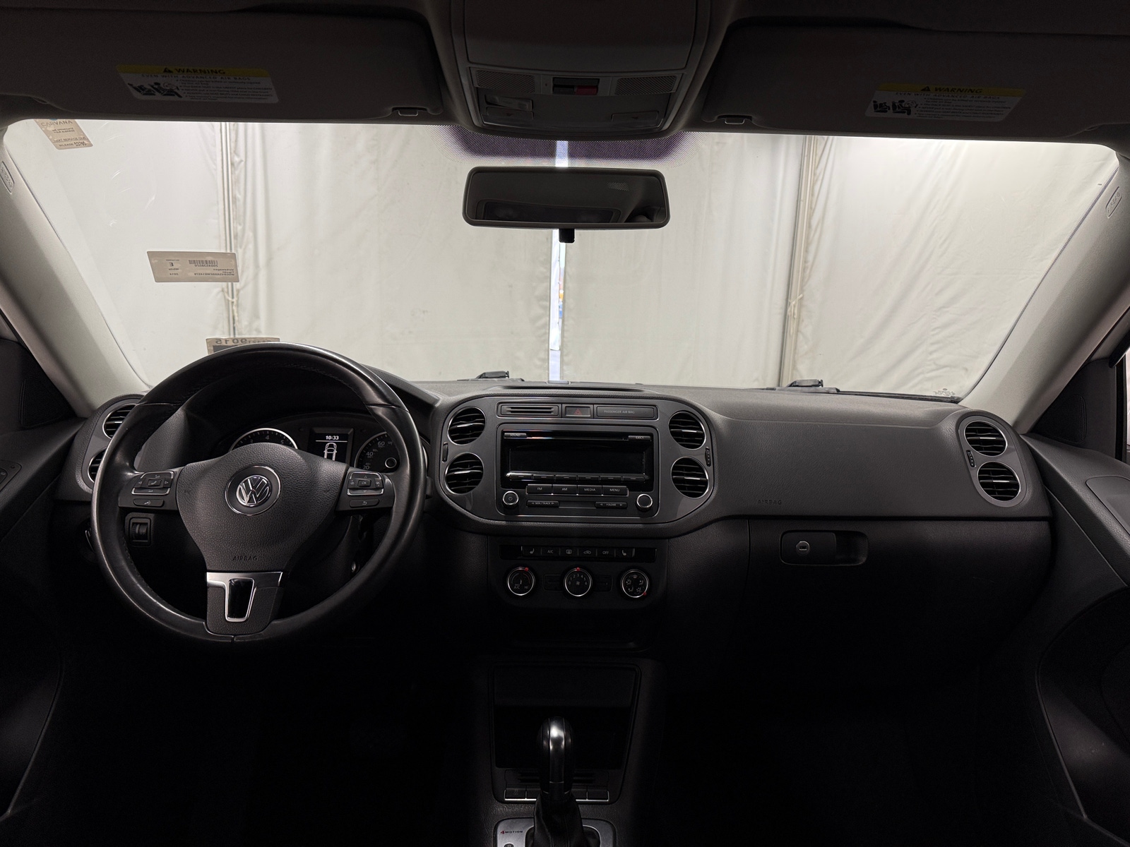 Thumbnail: 2014 Volkswagen Tiguan - 3