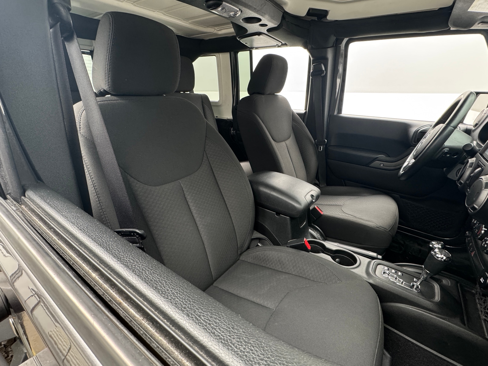 Thumbnail: 2017 Jeep Wrangler - 2