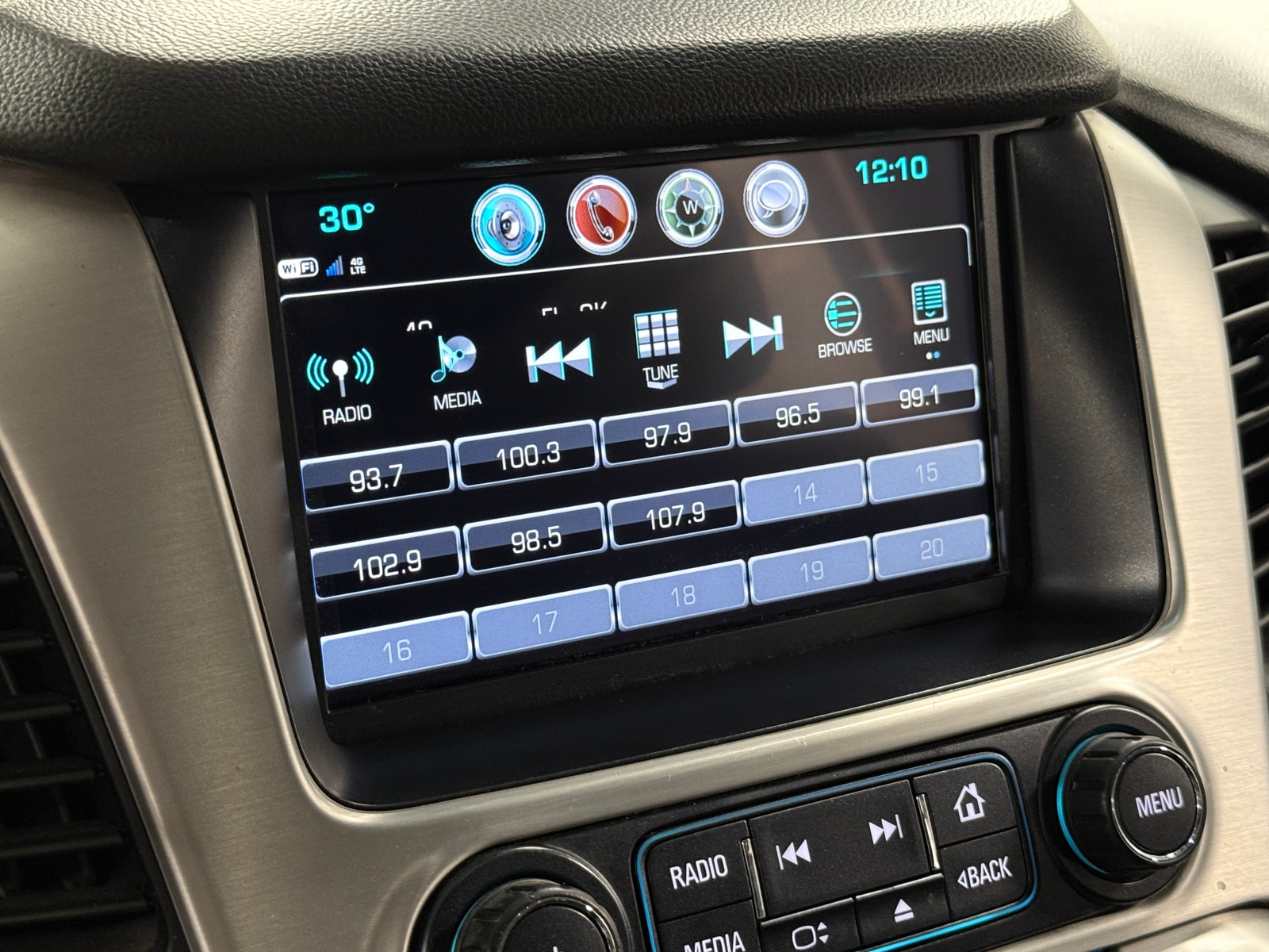 Thumbnail: 2020 GMC Yukon - 3