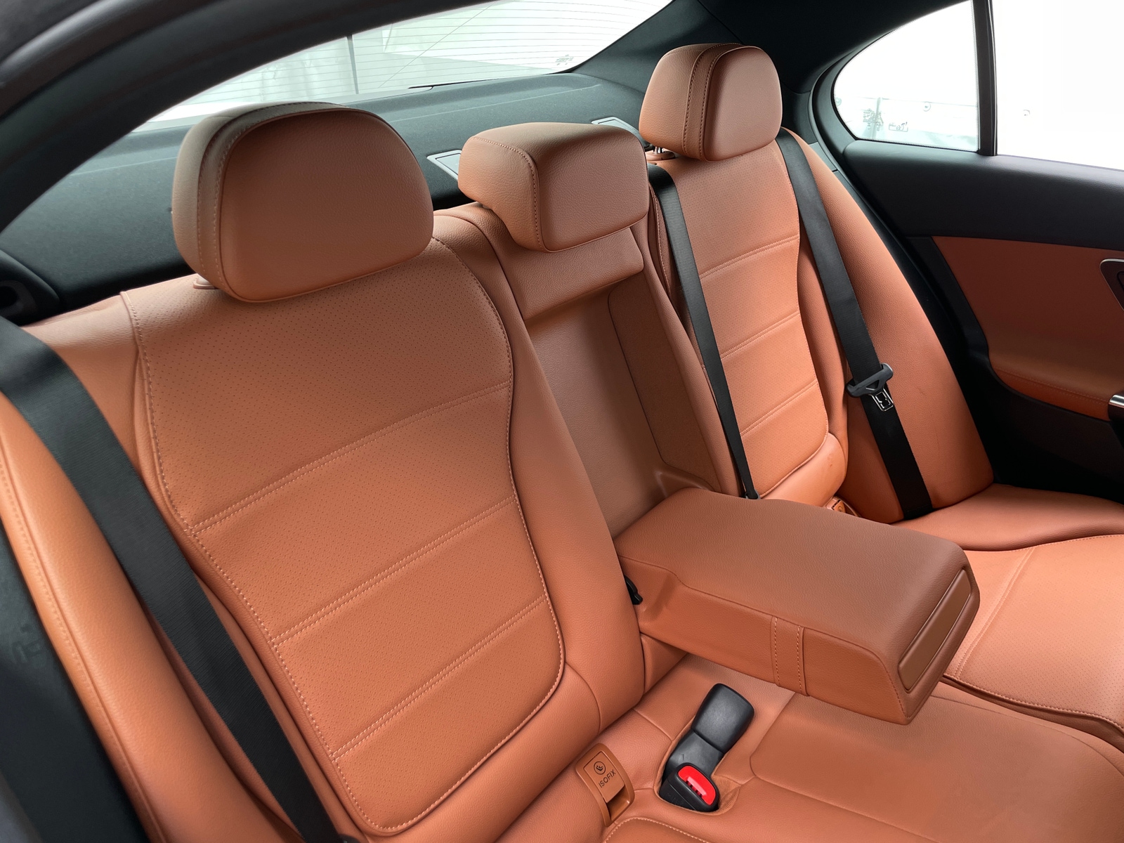 Thumbnail: 2025 Mercedes-Benz C-Class - 5