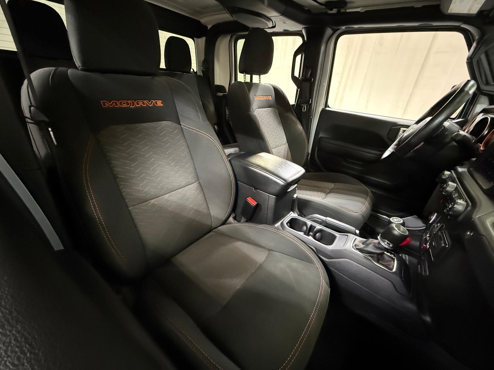 Thumbnail: 2023 Jeep Gladiator - 2