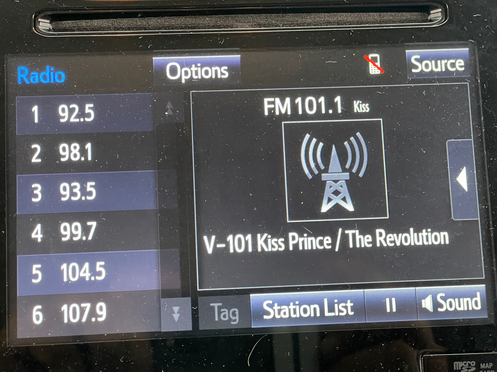 Thumbnail: 2016 Toyota Prius - 4