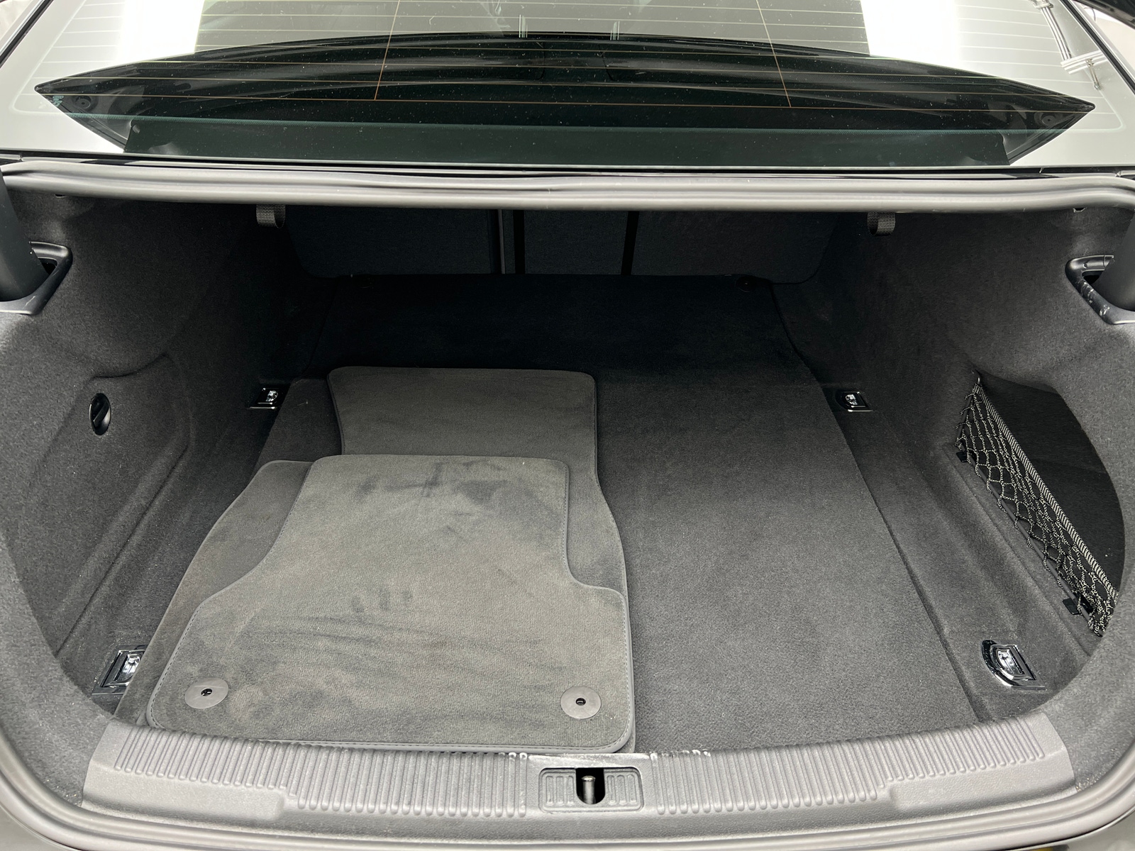 Thumbnail: 2017 Audi S6 - 6