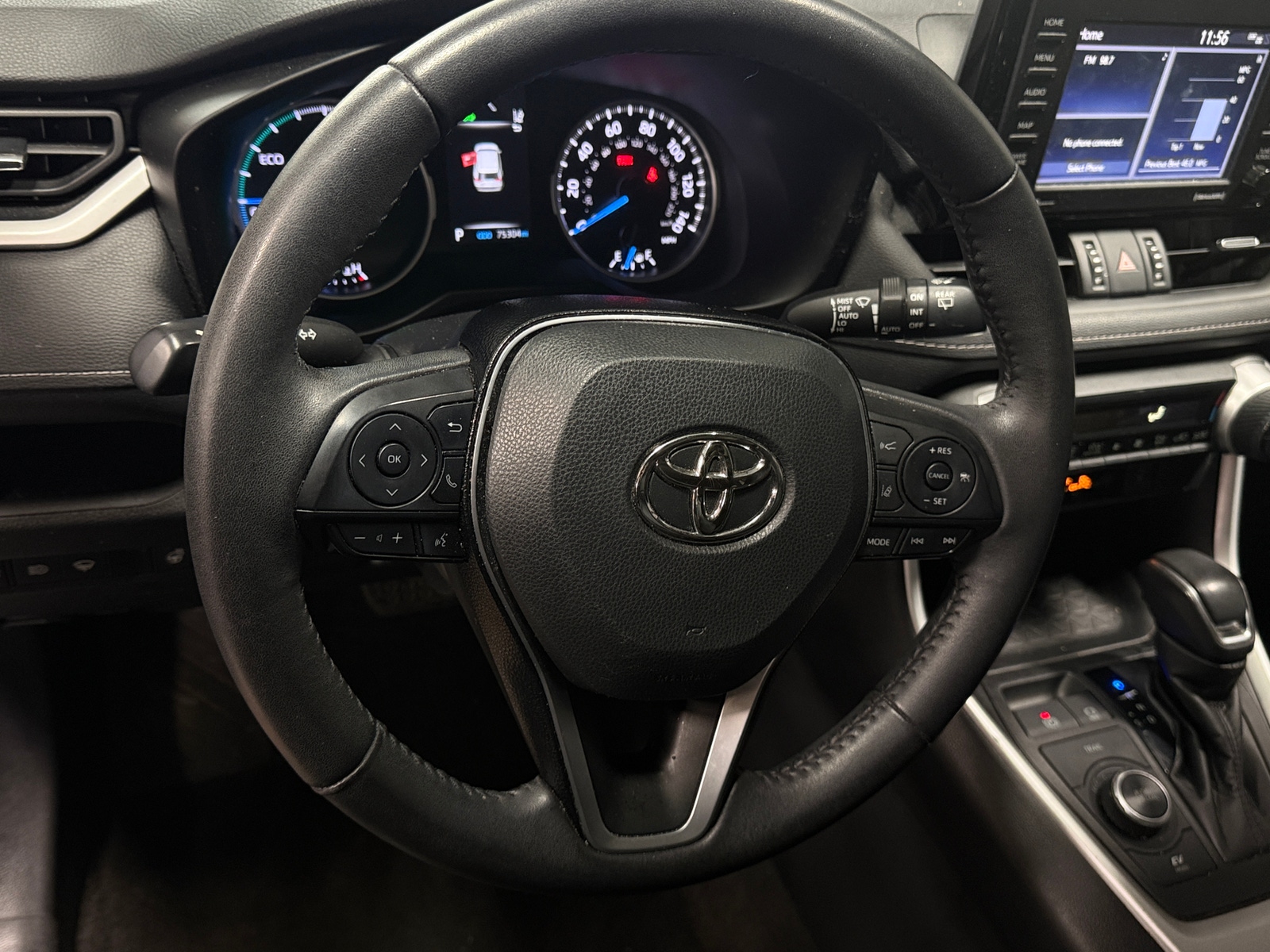 Thumbnail: 2021 Toyota RAV4 - 4