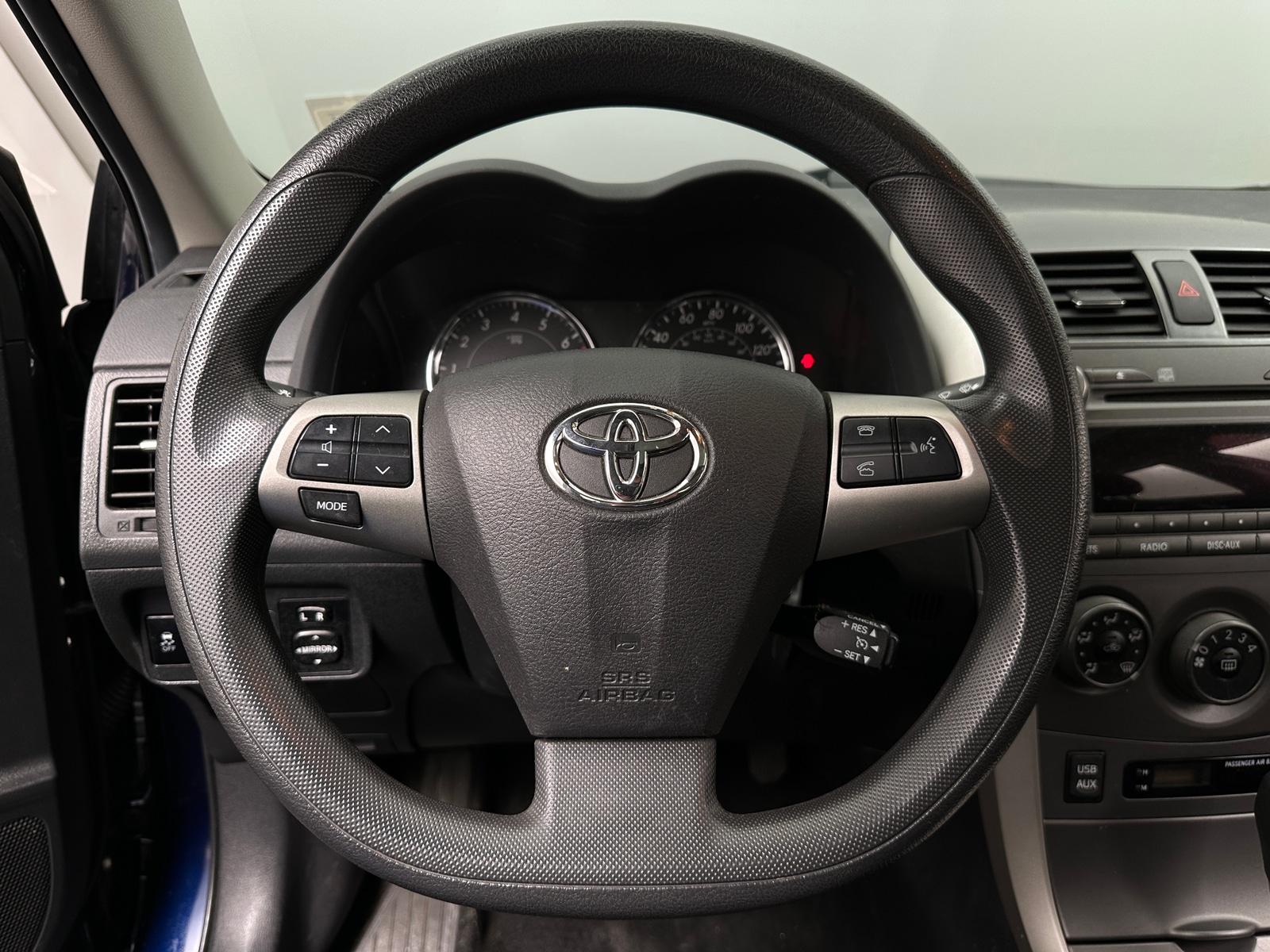 Thumbnail: 2011 Toyota Corolla - 5