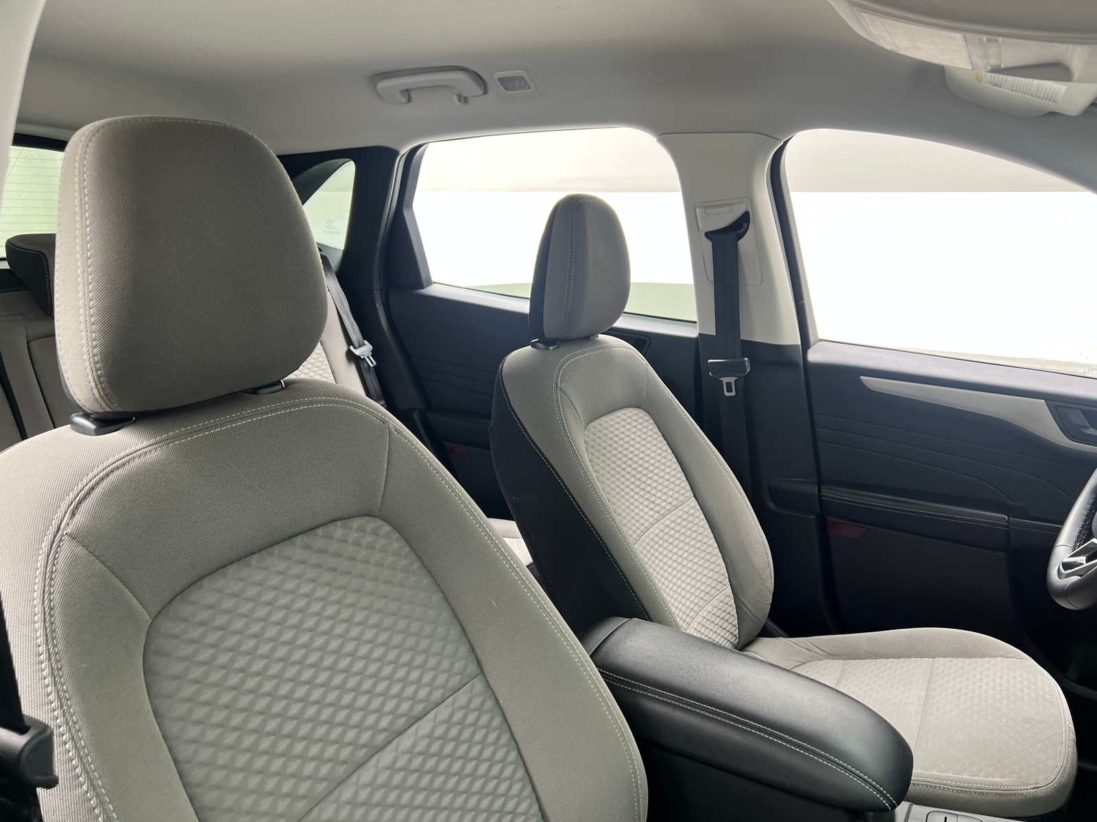 Thumbnail: 2022 Ford Escape - 2