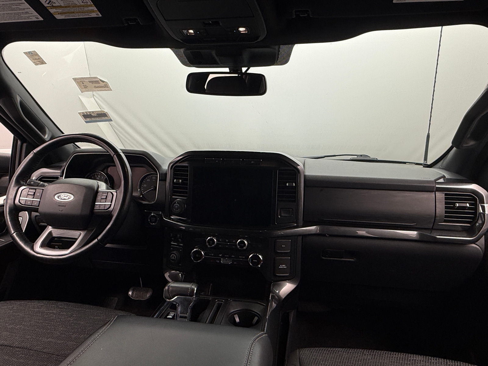 Thumbnail: 2022 Ford Econoline - 3