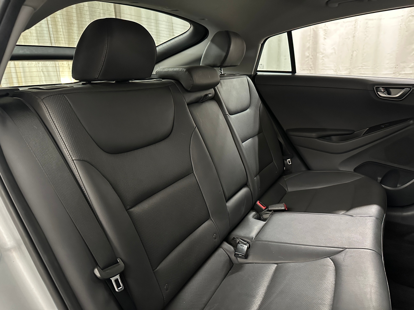 Thumbnail: 2020 Hyundai Ioniq - 5