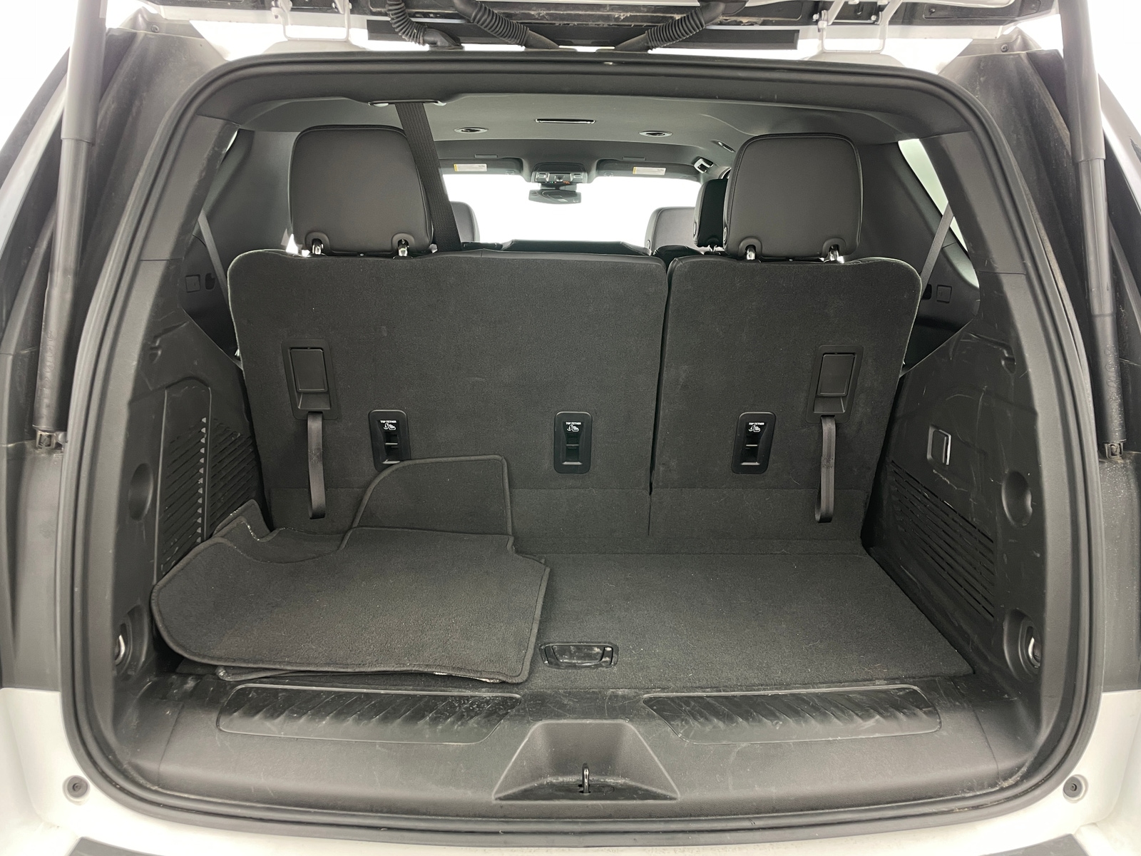 Thumbnail: 2025 Chevrolet Tahoe - 6