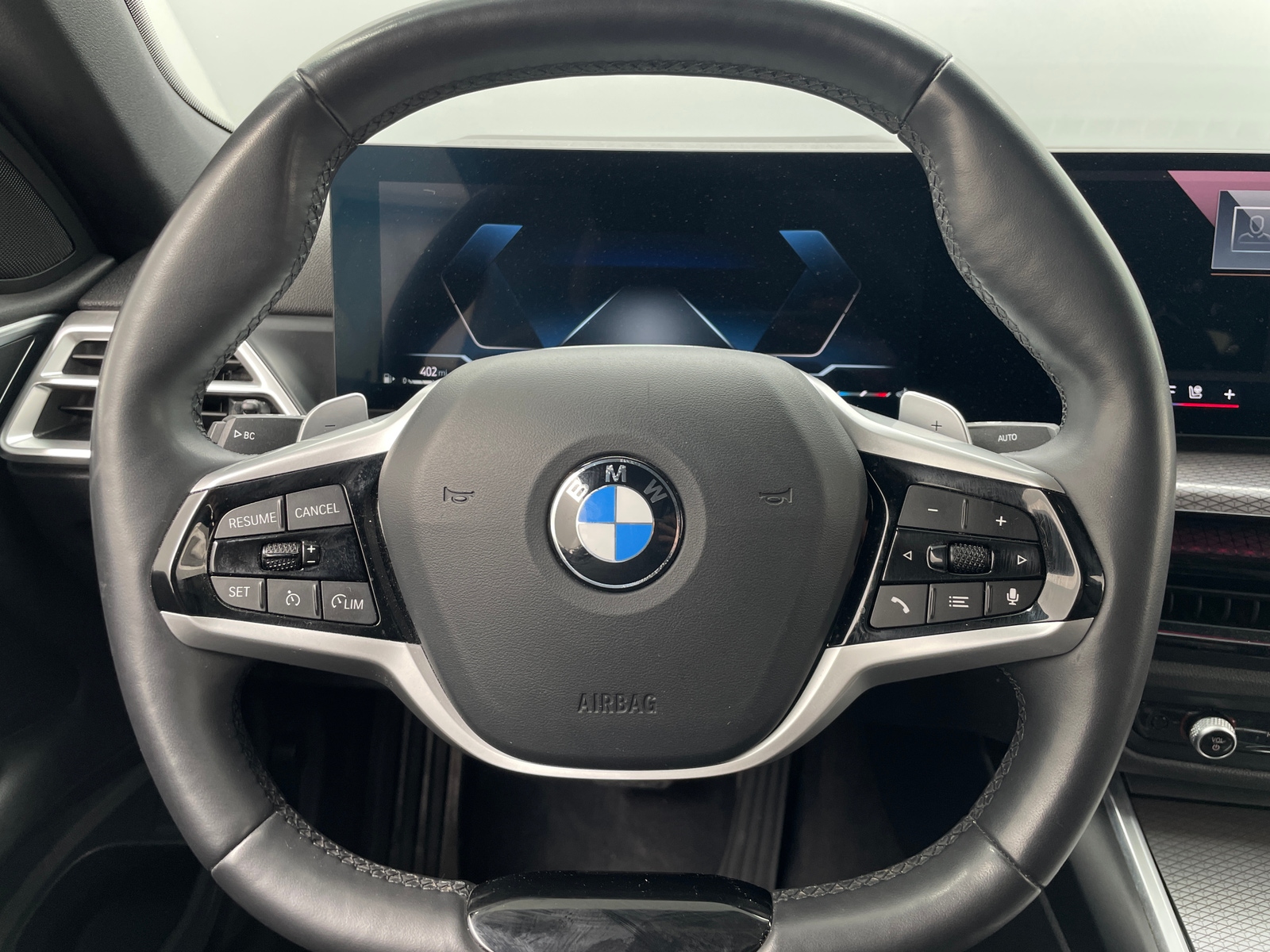 Thumbnail: 2025 BMW 4 Series - 4