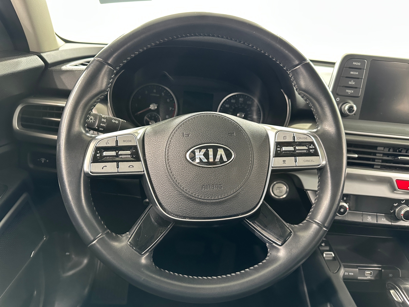 Thumbnail: 2020 Kia Telluride - 4