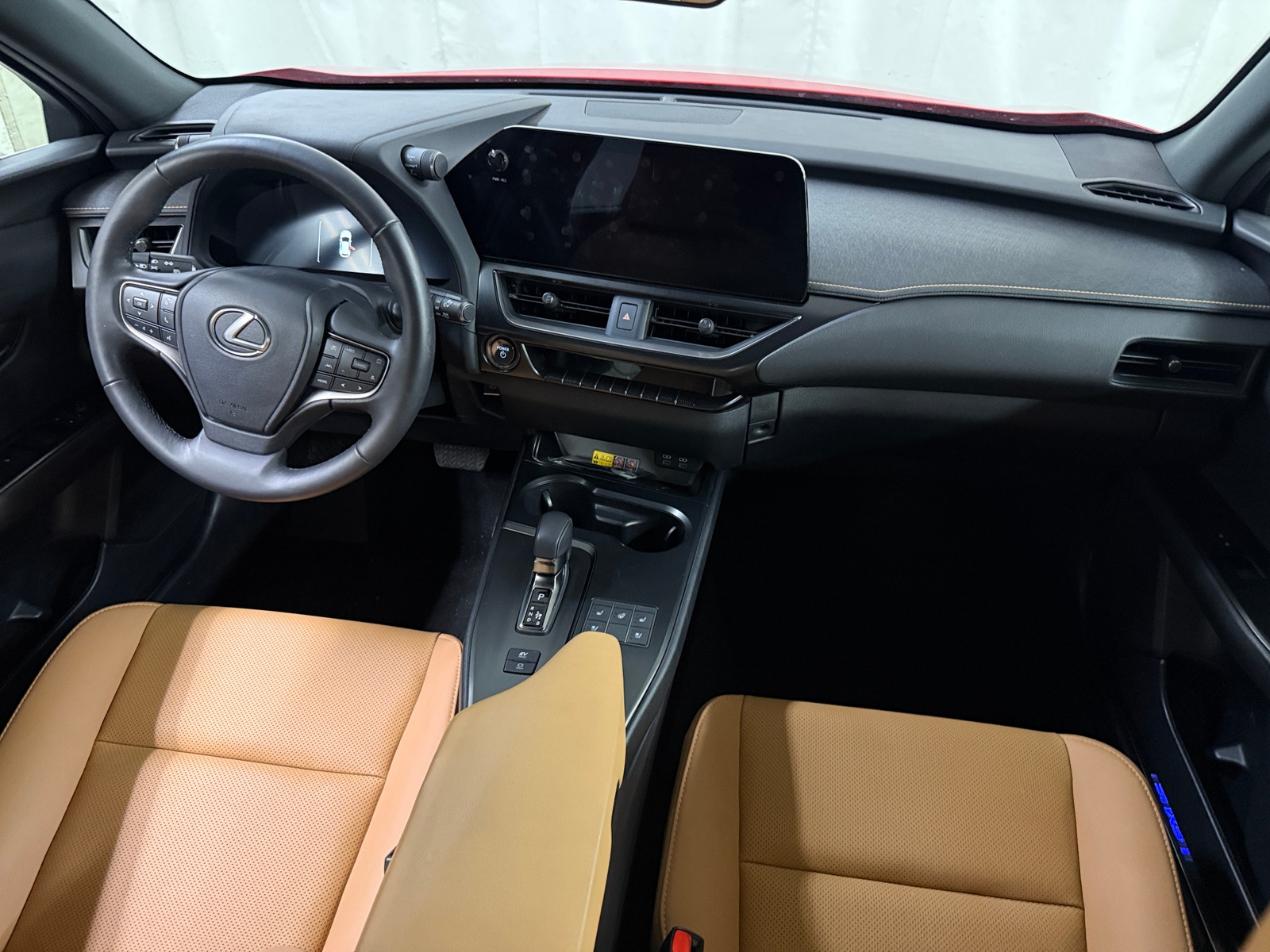 Thumbnail: 2025 Lexus UX - 2