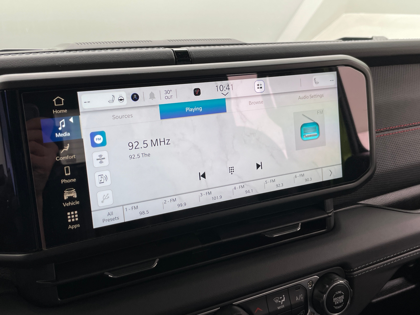 Thumbnail: 2025 Jeep Gladiator - 3