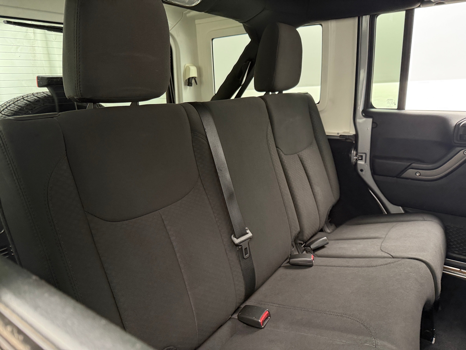 Thumbnail: 2017 Jeep Wrangler - 6