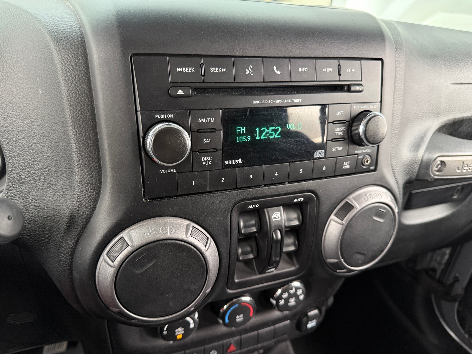 Thumbnail: 2017 Jeep Wrangler - 4